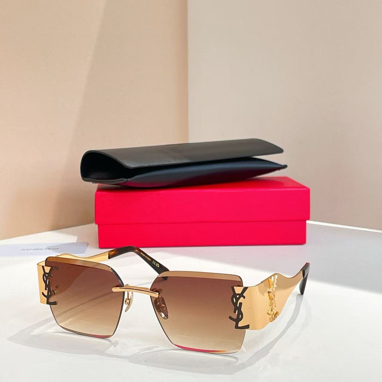 6 Colors Hot Sunglasses M1729L