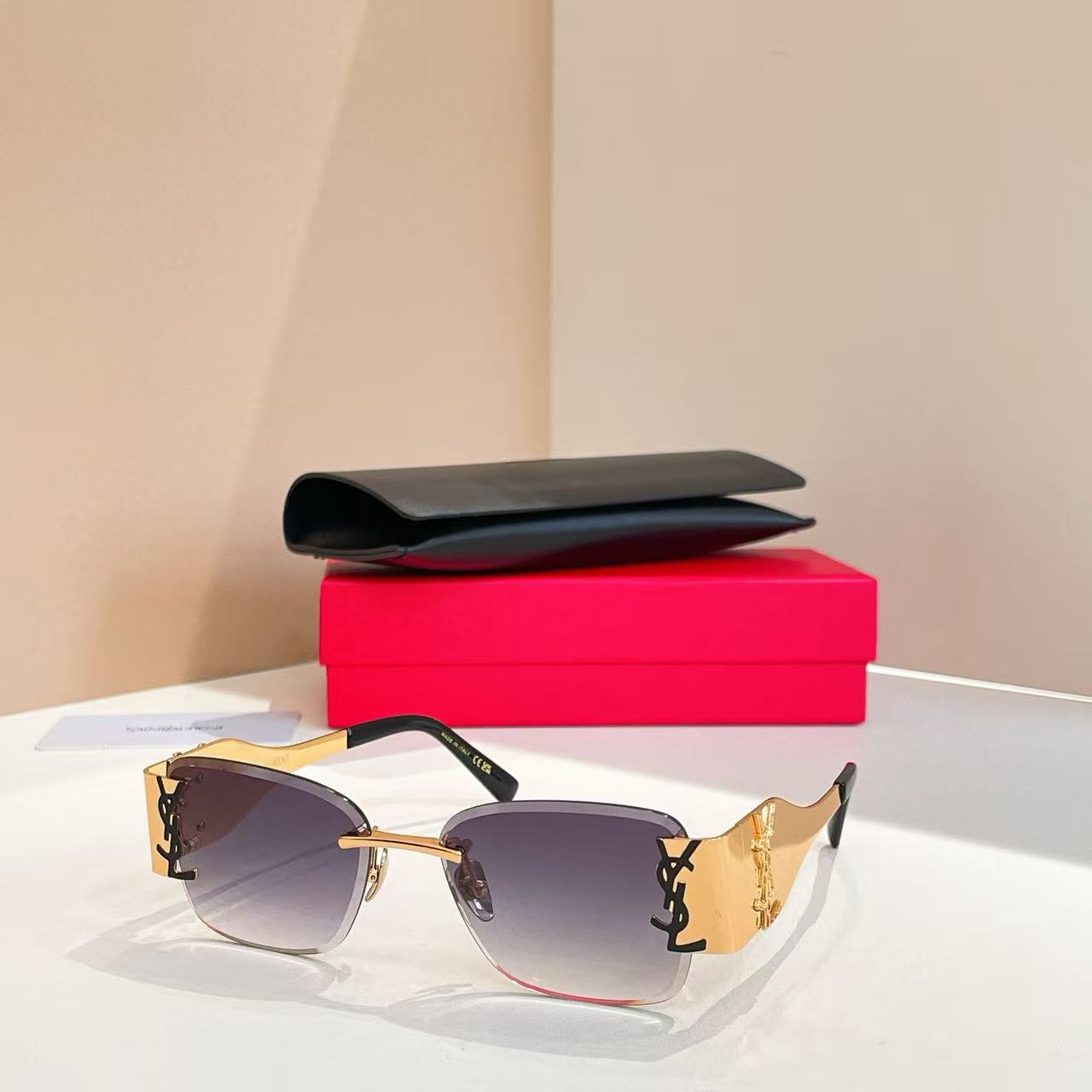6 Colors Hot Sunglasses M1730L