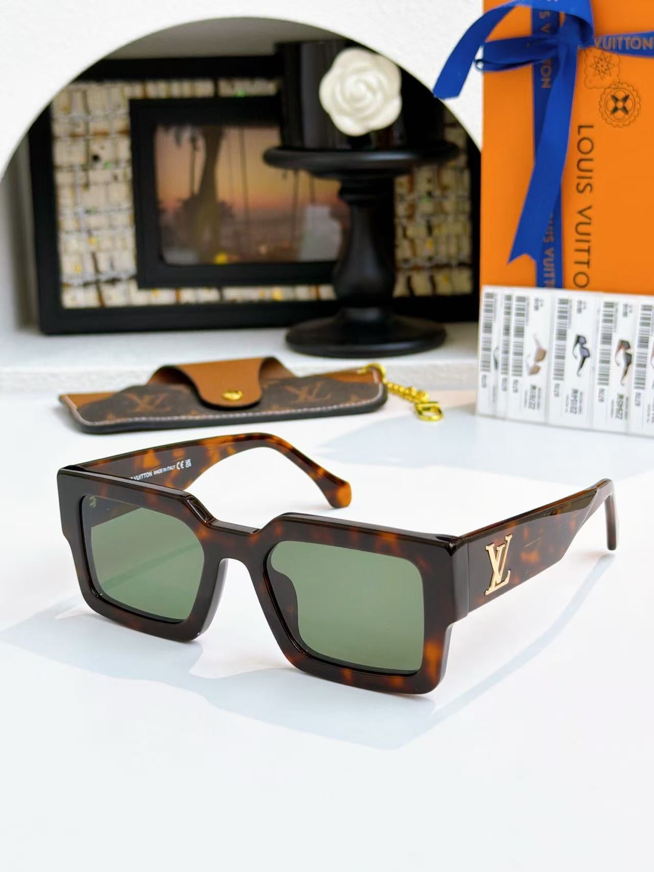 7 colors New hot HD lenses Full Frame  design sunglasses(1:1) P210