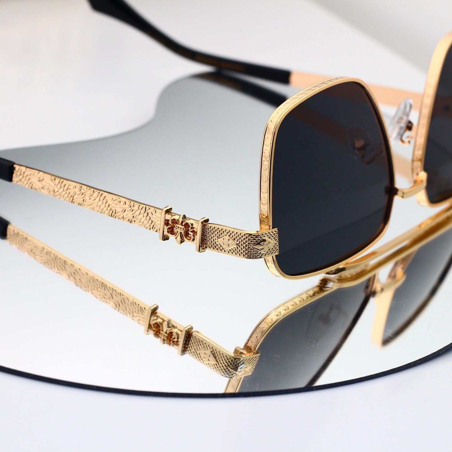 Fashion 5 Color Sunglasses 0214
