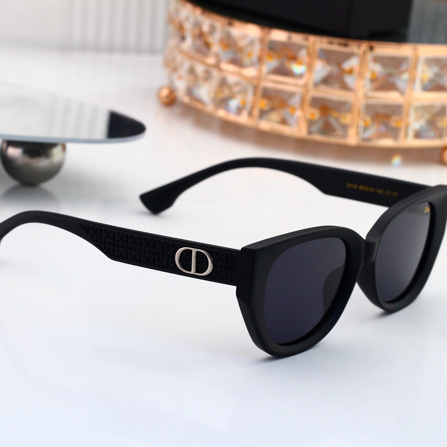 5 colors New hot HD lenses Full frame design sunglasses 6110