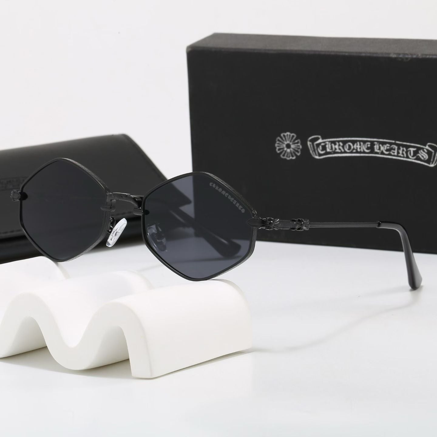 Fashion 4 Color Sunglasses ZY0330