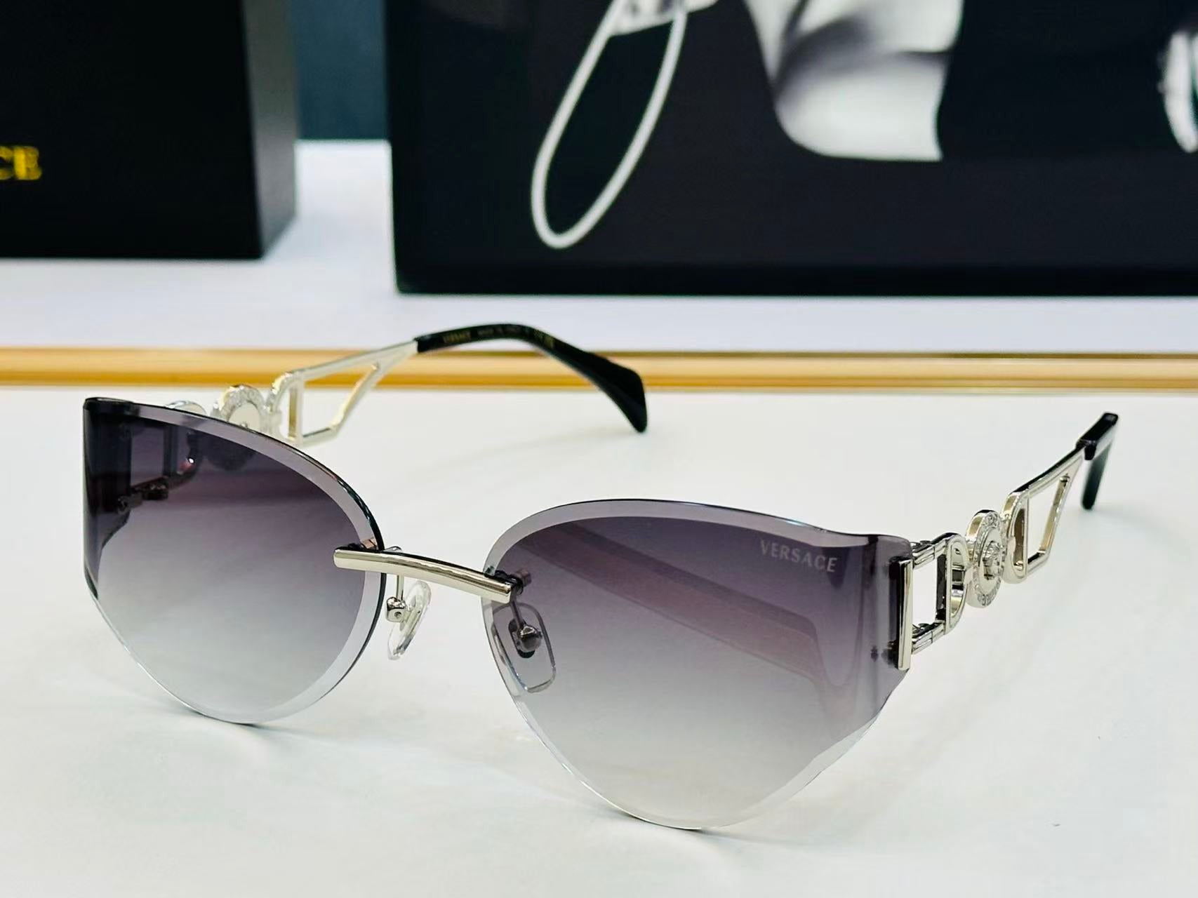 6 Colors High Quality Frameless Sunglasses 6829