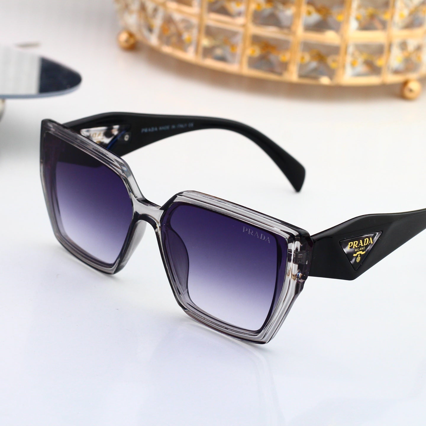 5 colors of fashionable and popular sunglasses 4506