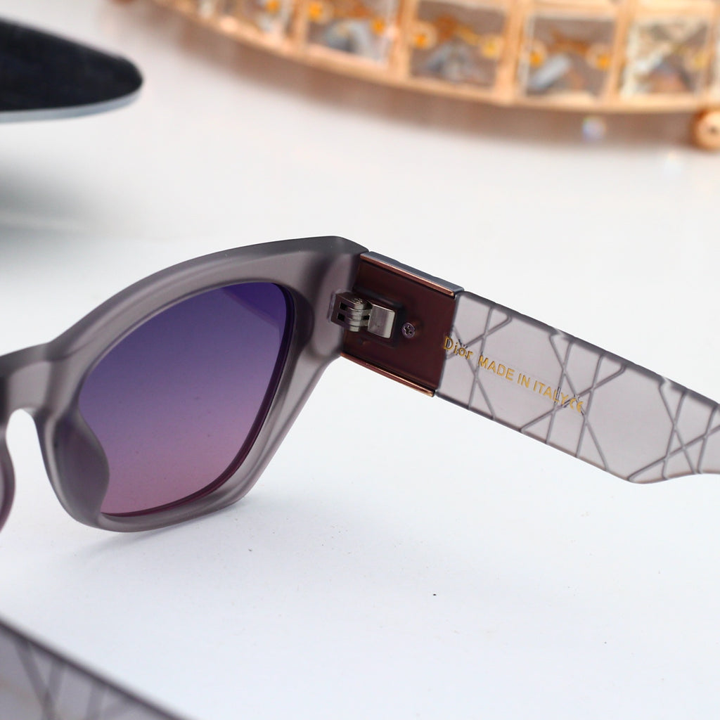 5 colors New hot HD lenses Full frame design sunglasses 6157