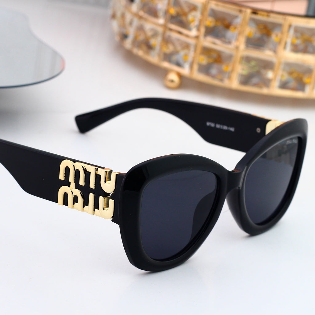Fashion hot 7 color sunglasses 0733