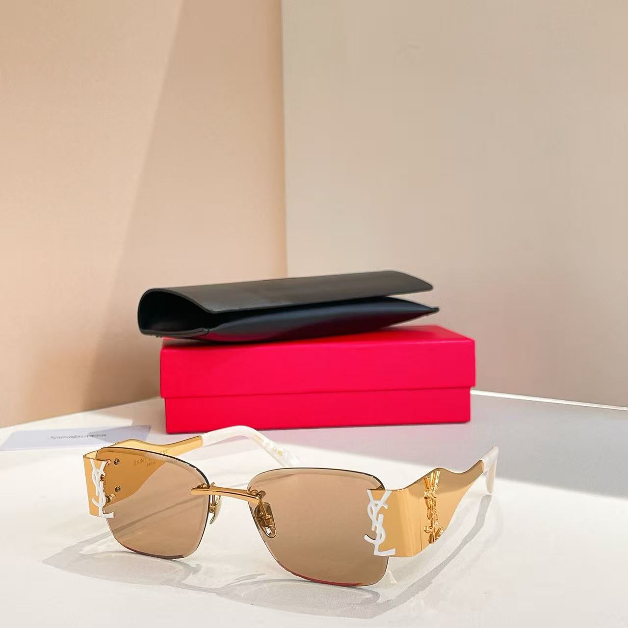 6 Colors Hot Sunglasses M1730L