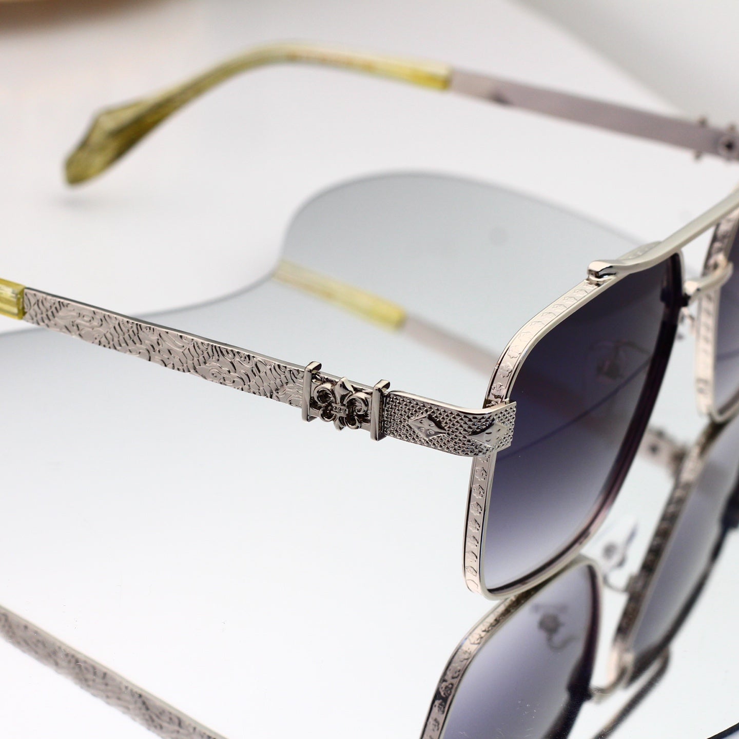 Fashion 5 Color Sunglasses 0214