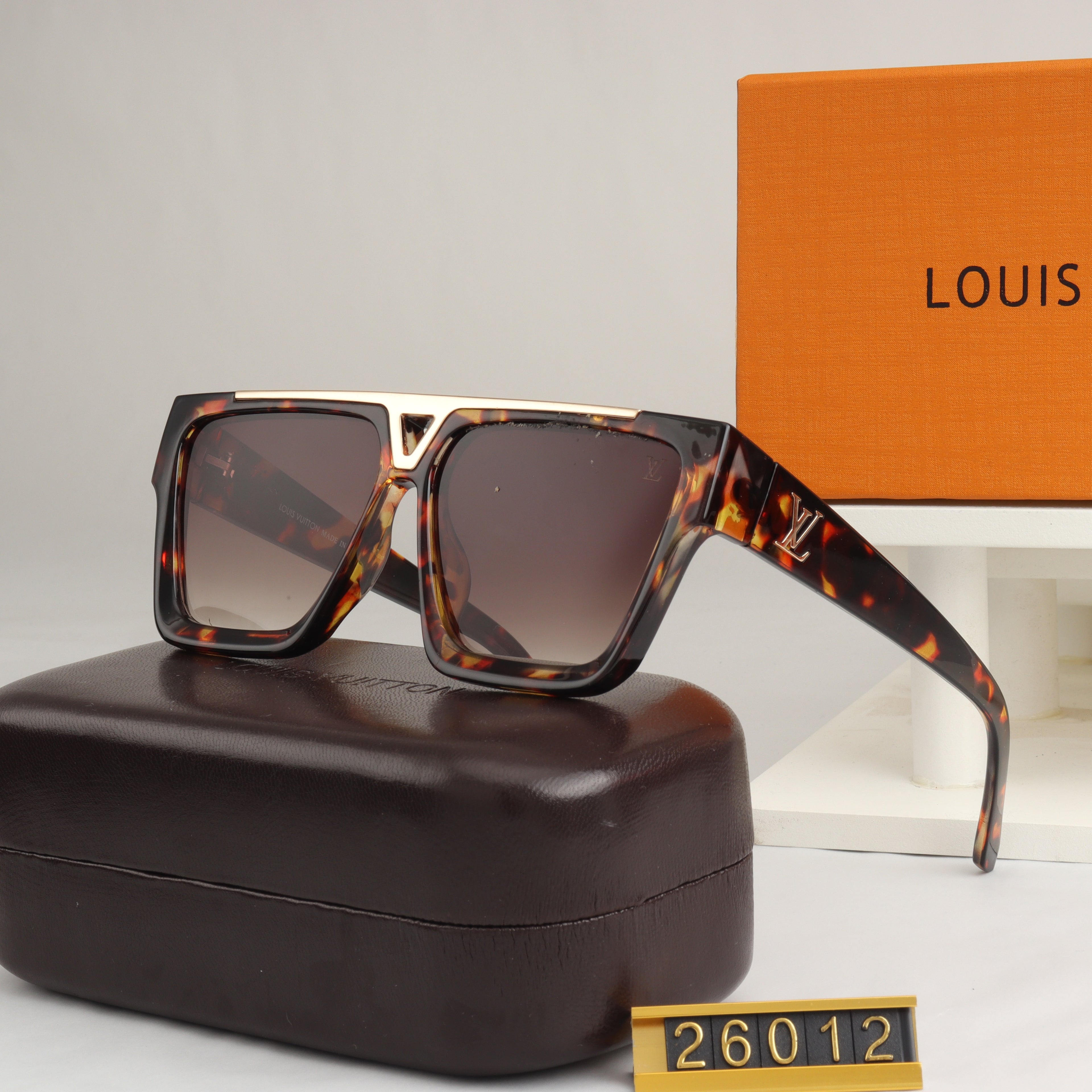 Fashion hot 2 color sunglasses 26012