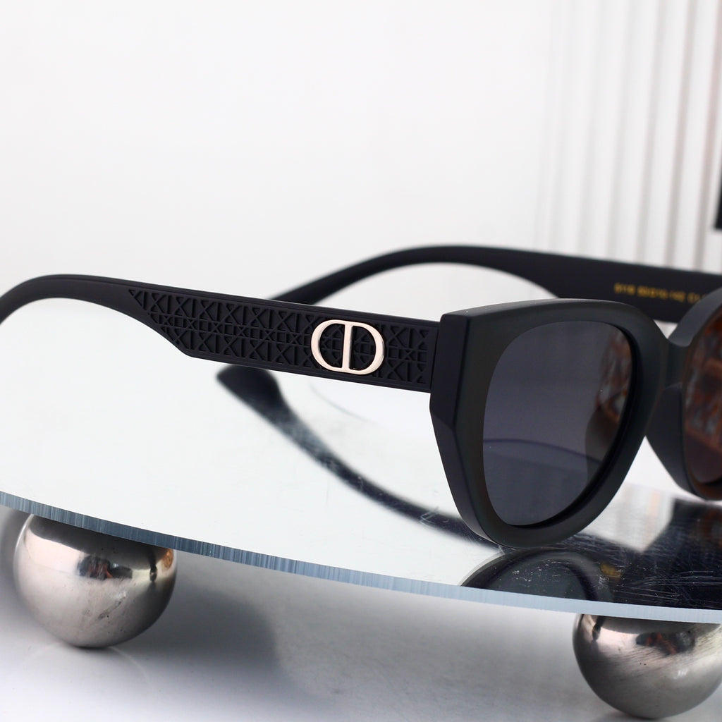 5 colors New hot HD lenses Full frame design sunglasses 6110