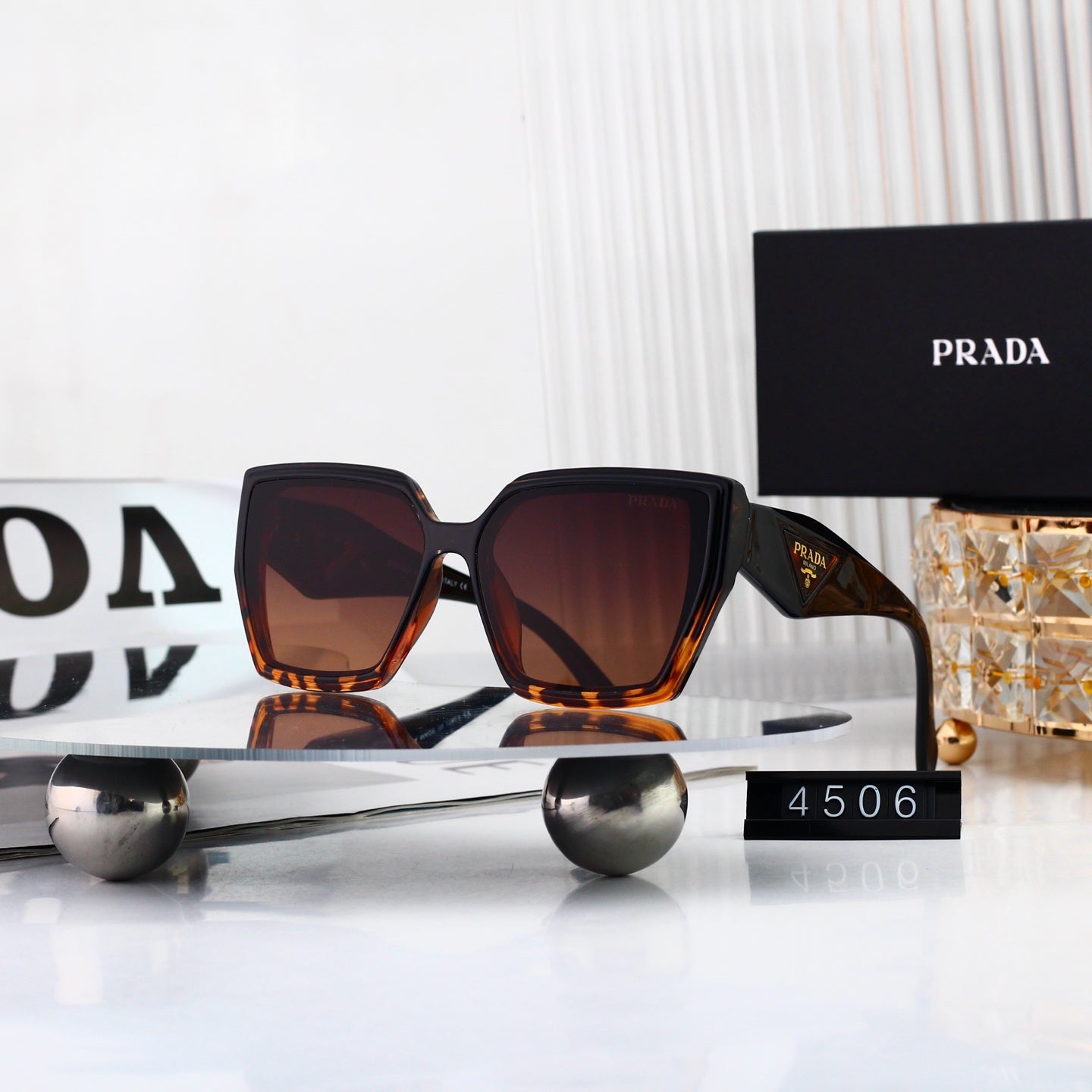 5 colors of fashionable and popular sunglasses 4506