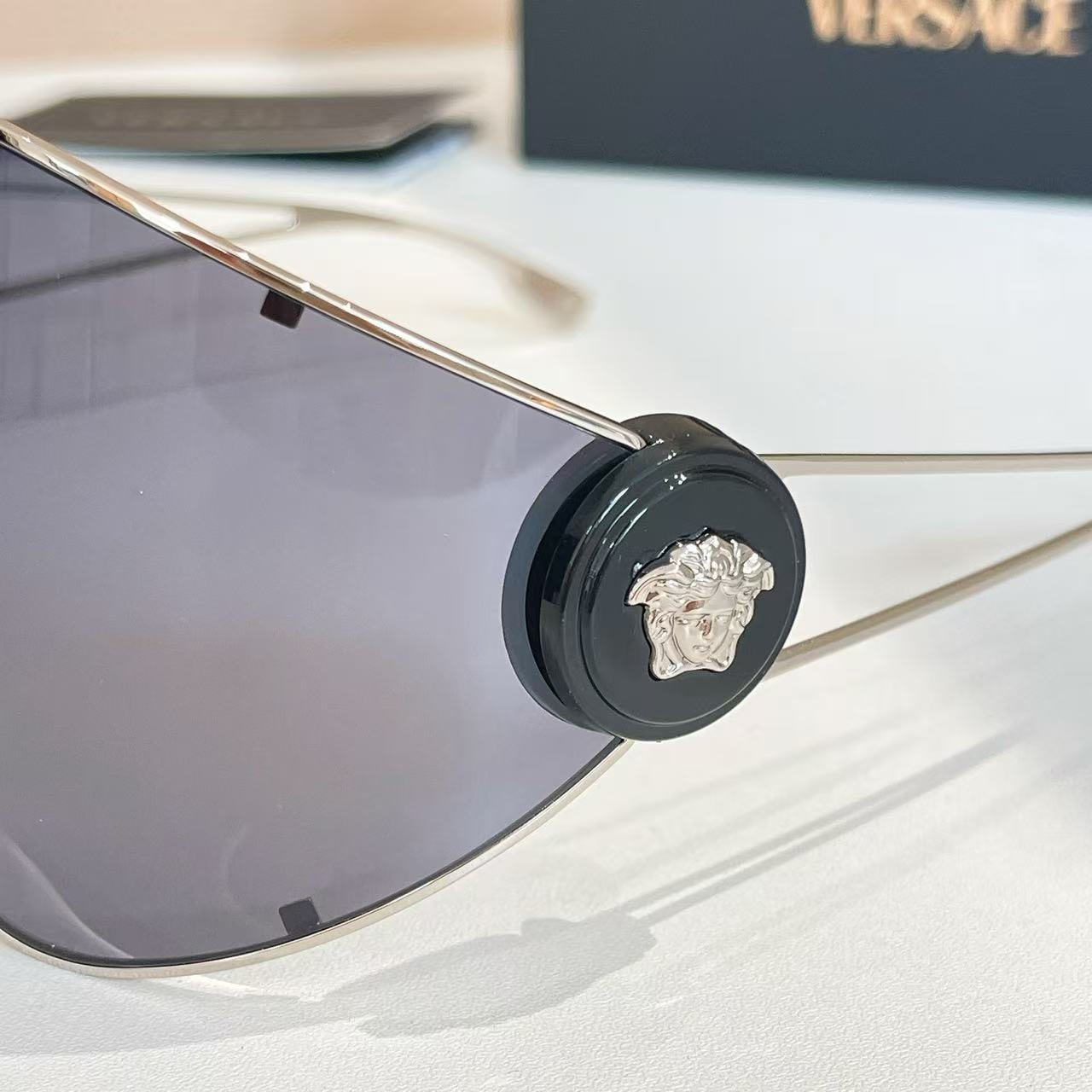 6 colors popular high-definition one-piece sunglasses