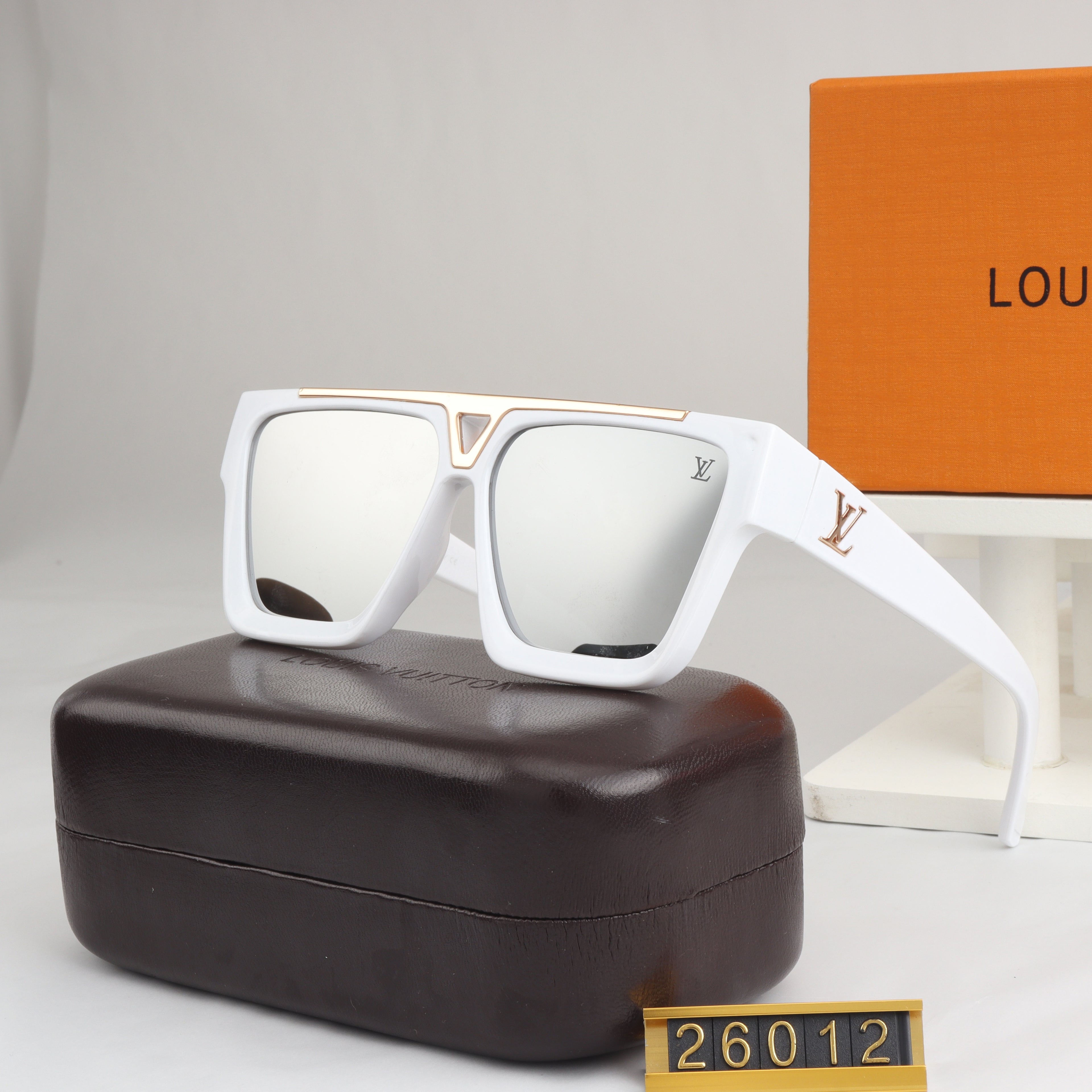 Fashion hot 2 color sunglasses 26012