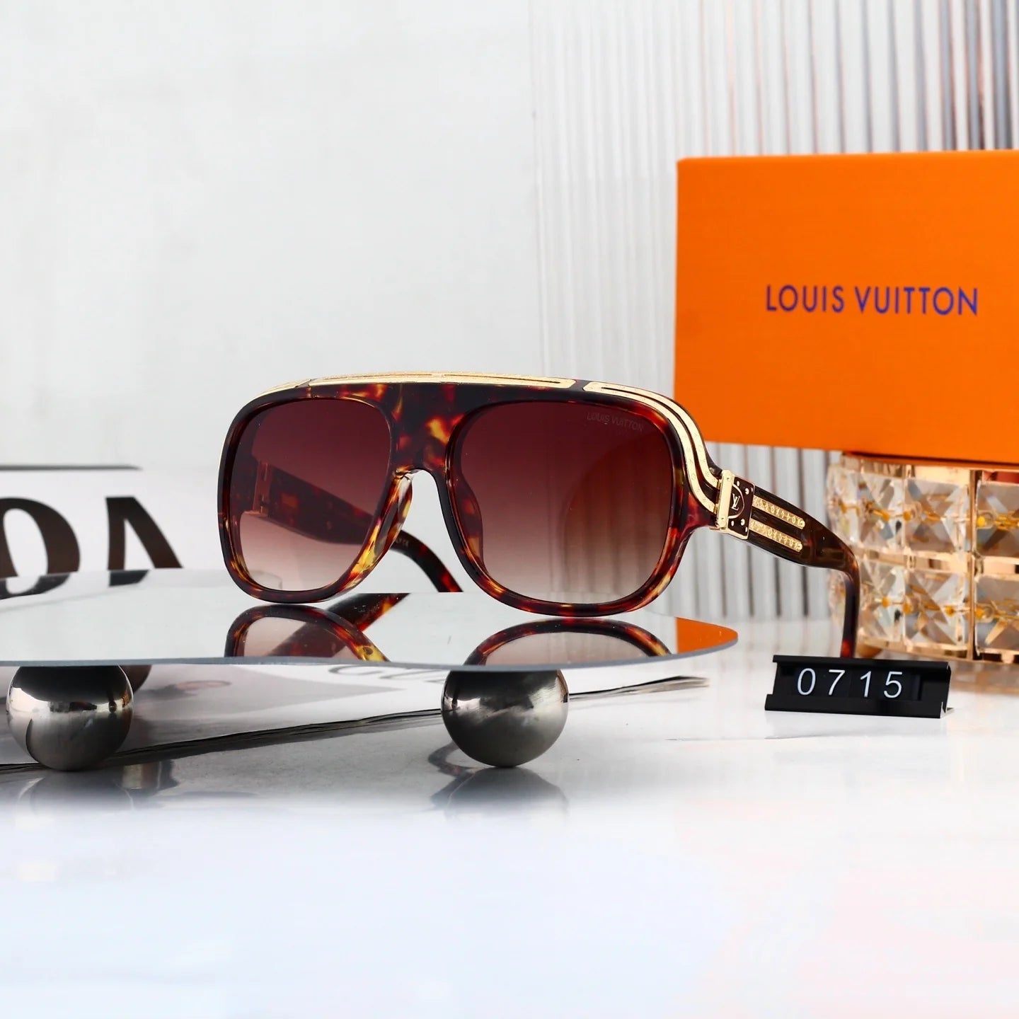 Fashion hot 7 color sunglasses 0715