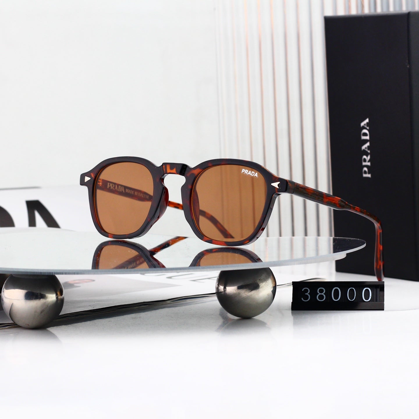 Fashion hot 5 color sunglasses 38000