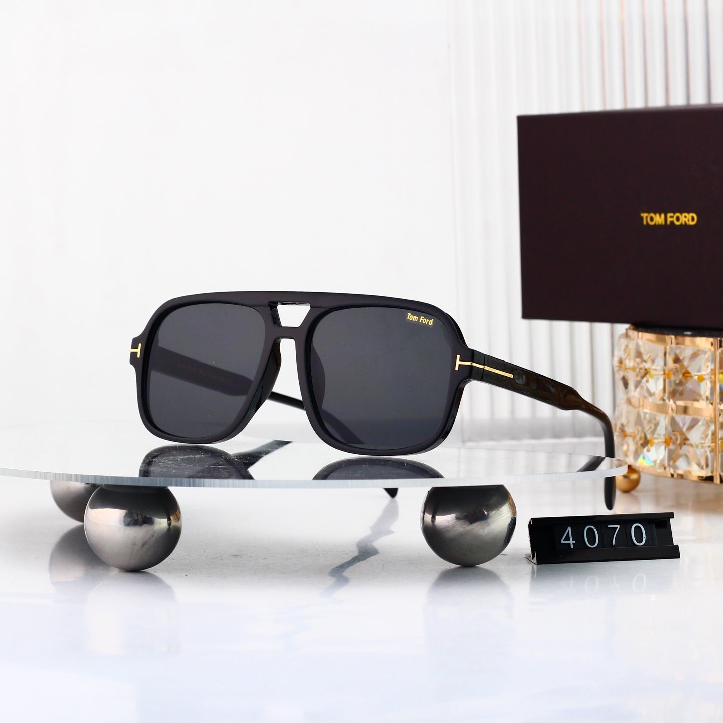 Fashion hot 19 color sunglasses 4070