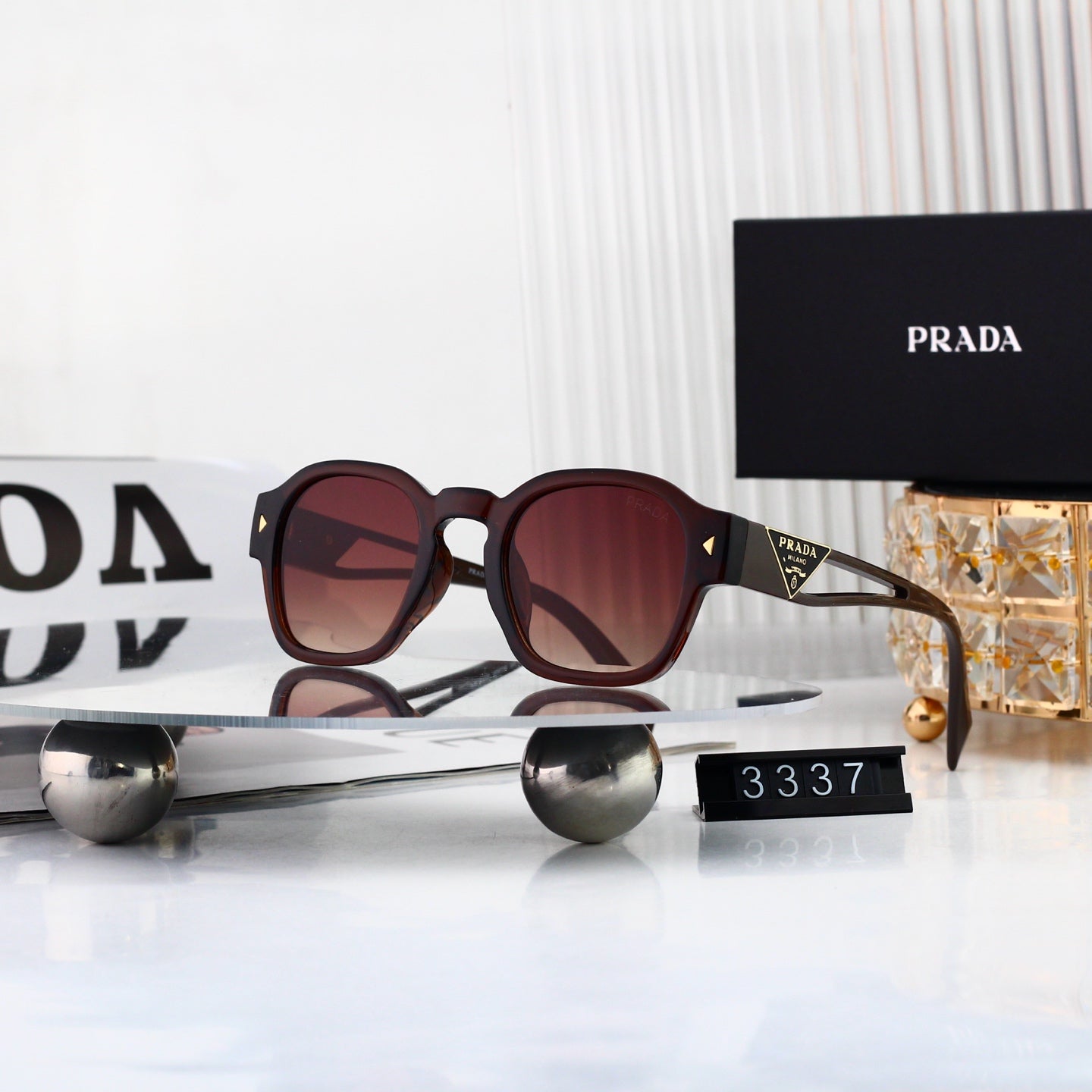 5 colors of fashionable and popular sunglasses 3337