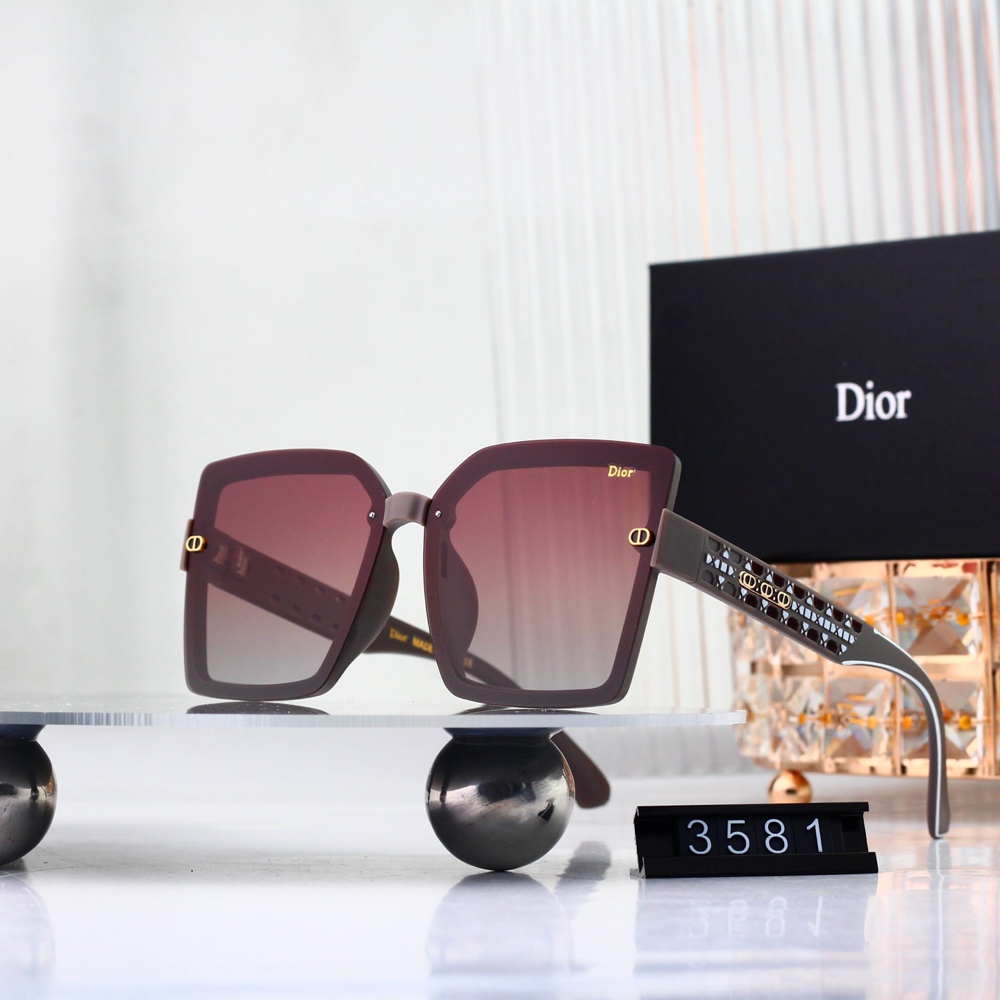 4 colors New hot HD lenses Full frame design sunglasses 3581