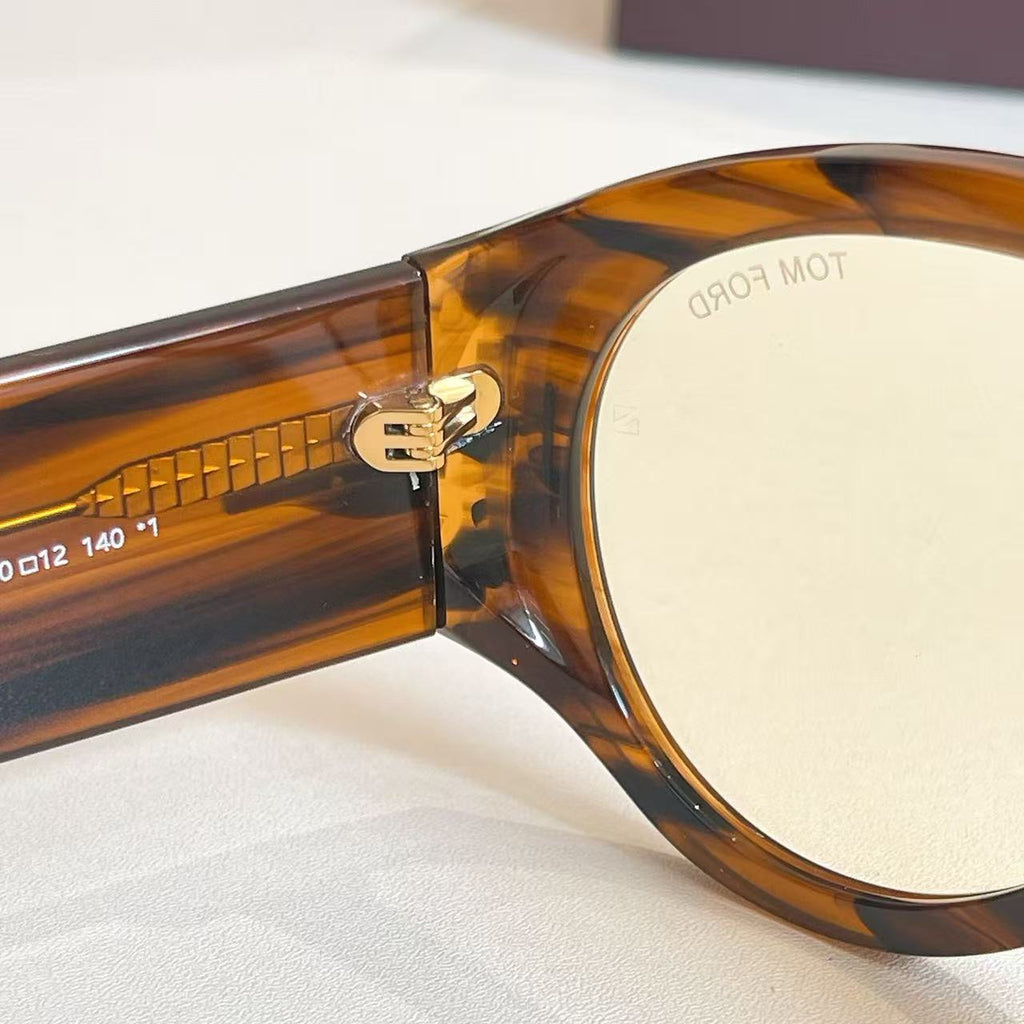 Fashion hot 12 color sunglasses 1044