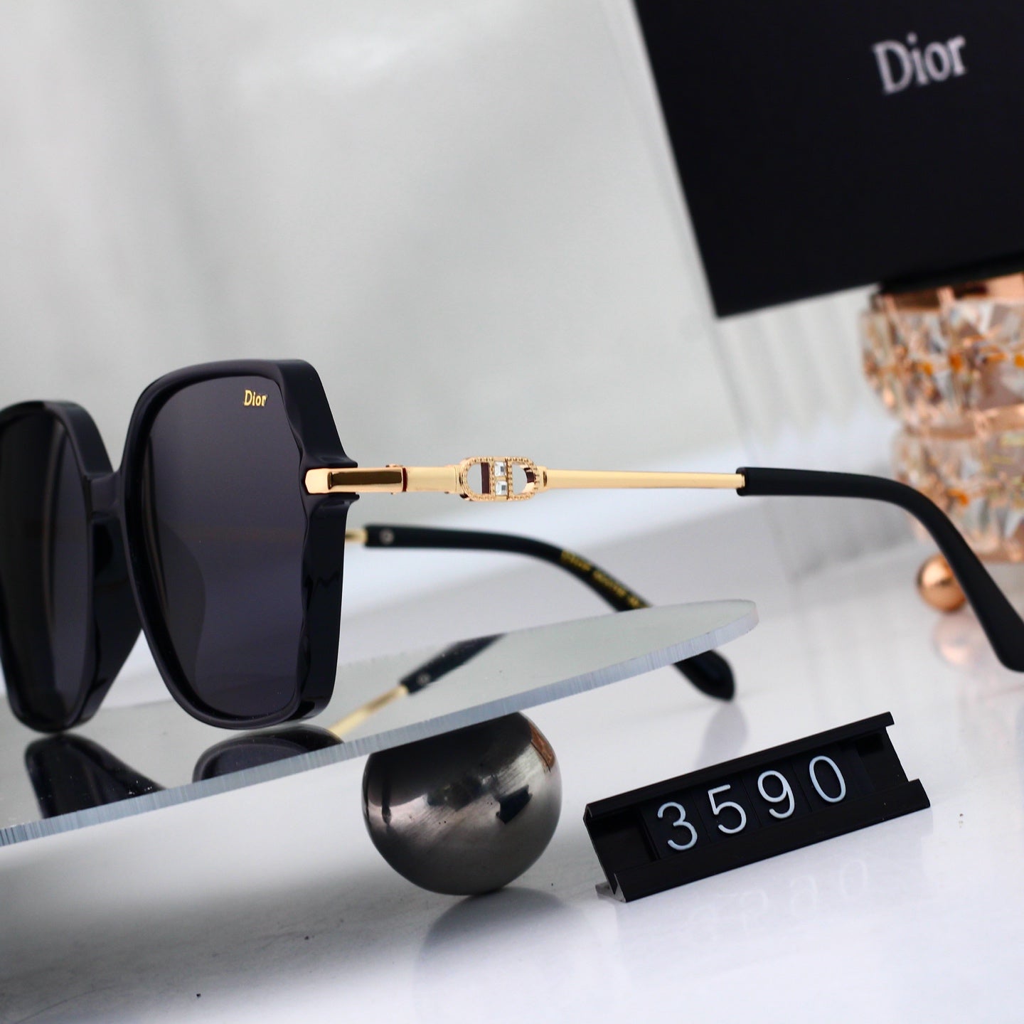 4 colors New hot HD lenses Full frame design sunglasses 3590
