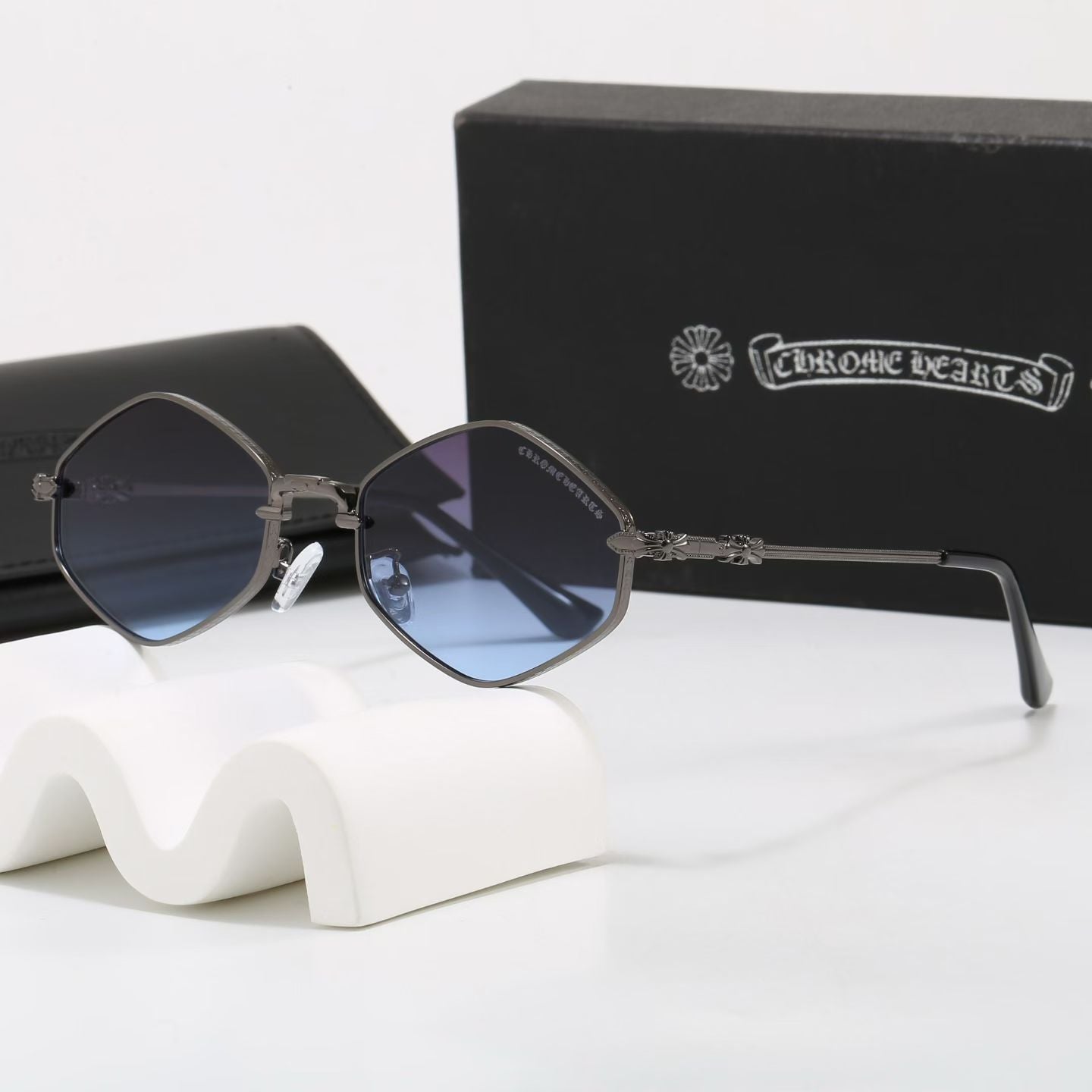 Fashion 4 Color Sunglasses ZY0330
