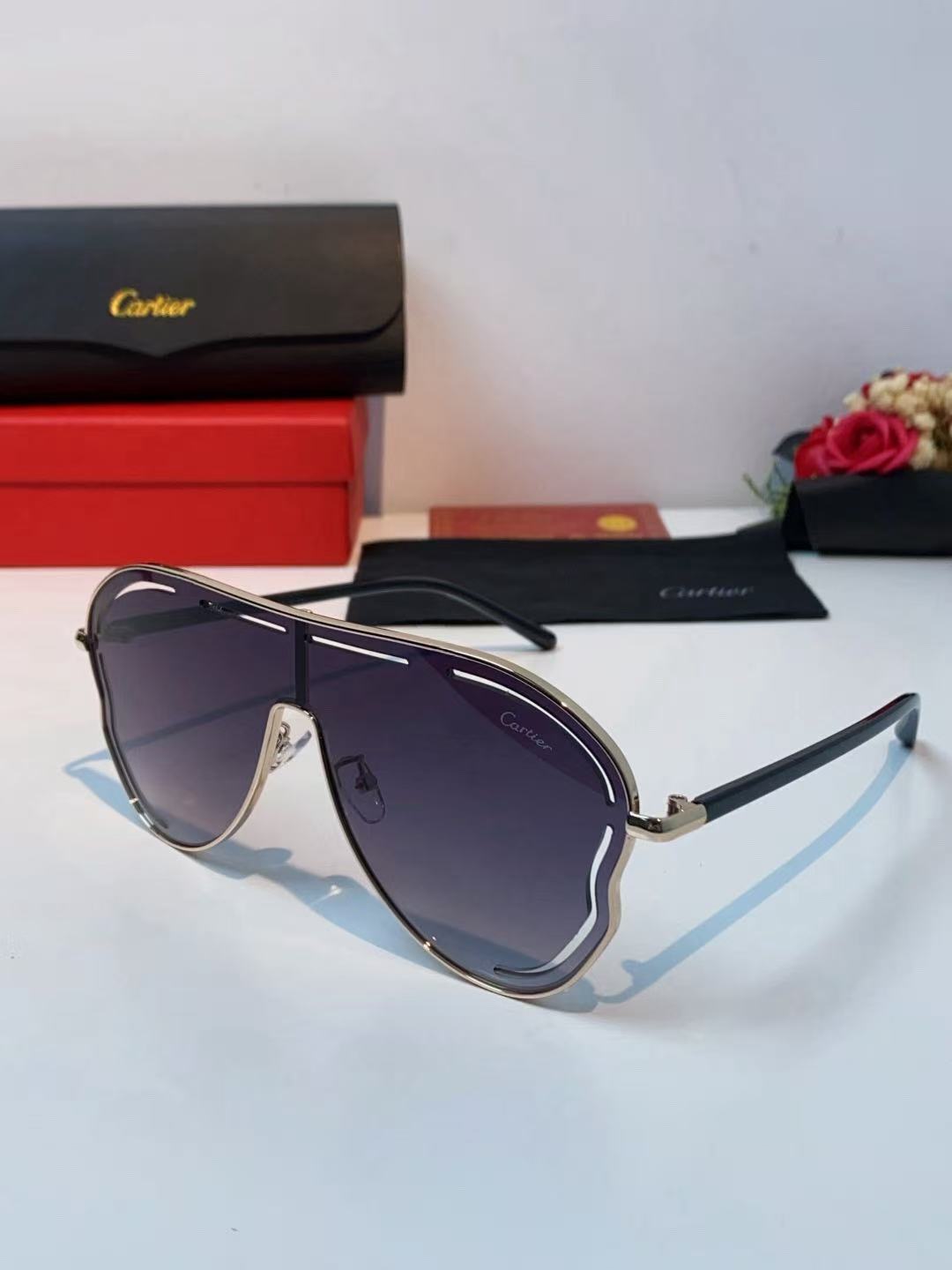 Fashion hot 4 color sunglasses Y2K