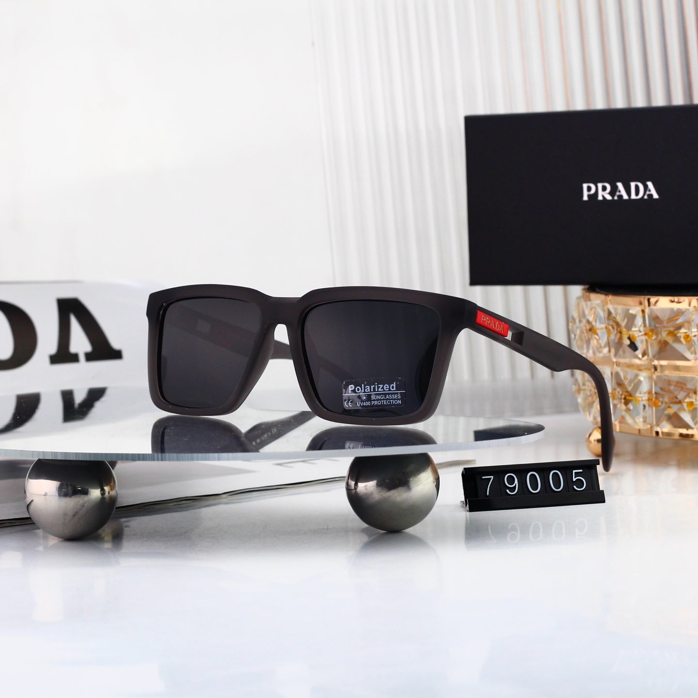5 colors of fashionable and popular sunglasses 79005