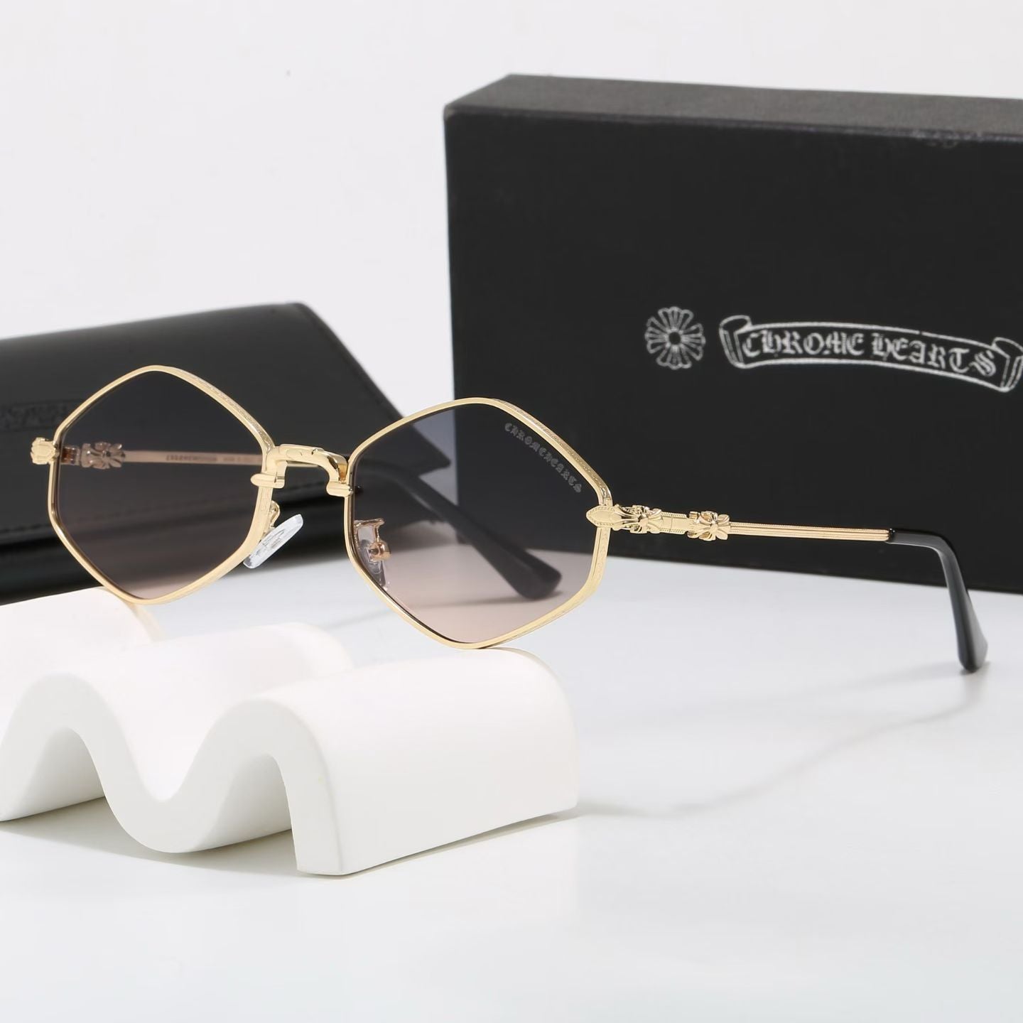 Fashion 4 Color Sunglasses ZY0330
