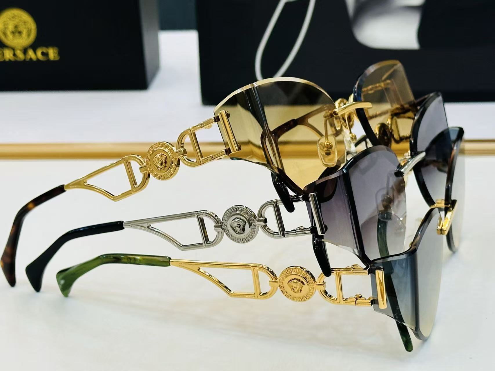 6 Colors High Quality Frameless Sunglasses 6829