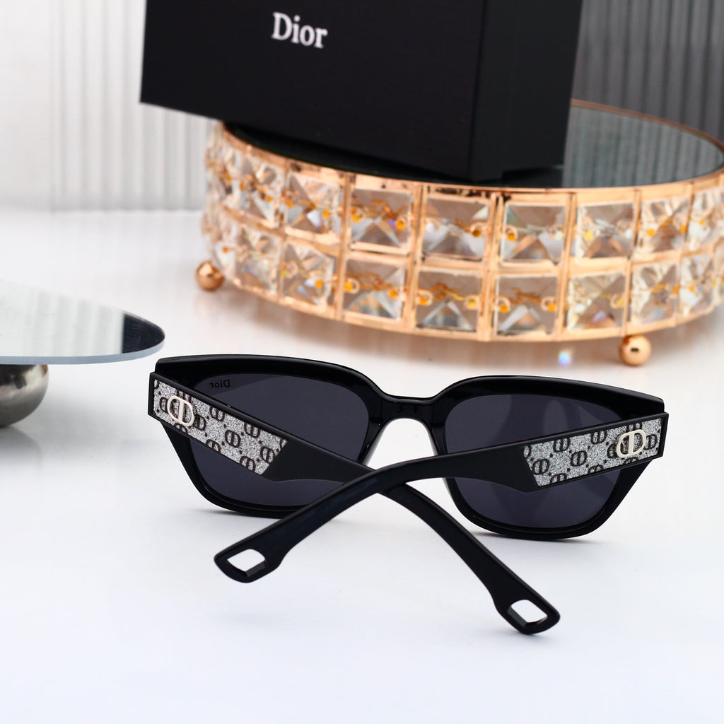 5 colors New hot HD lenses Full frame design sunglasses 6122