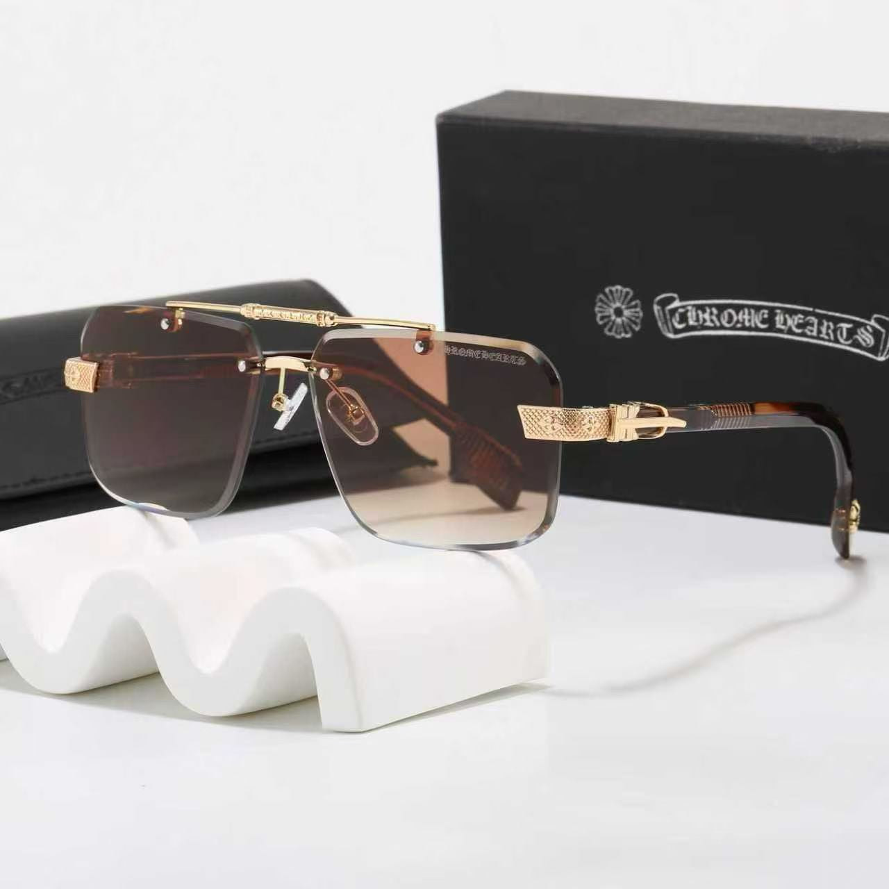 Fashion 6 Color Sunglasses 88930