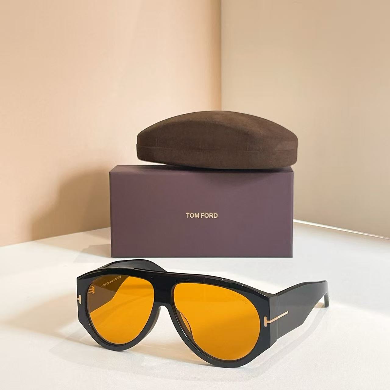 Fashion hot 12 color sunglasses 1044