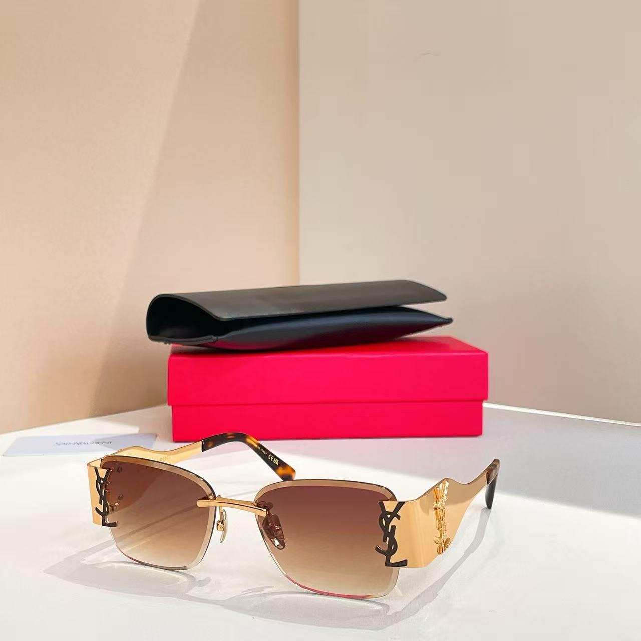 6 Colors Hot Sunglasses M1730L
