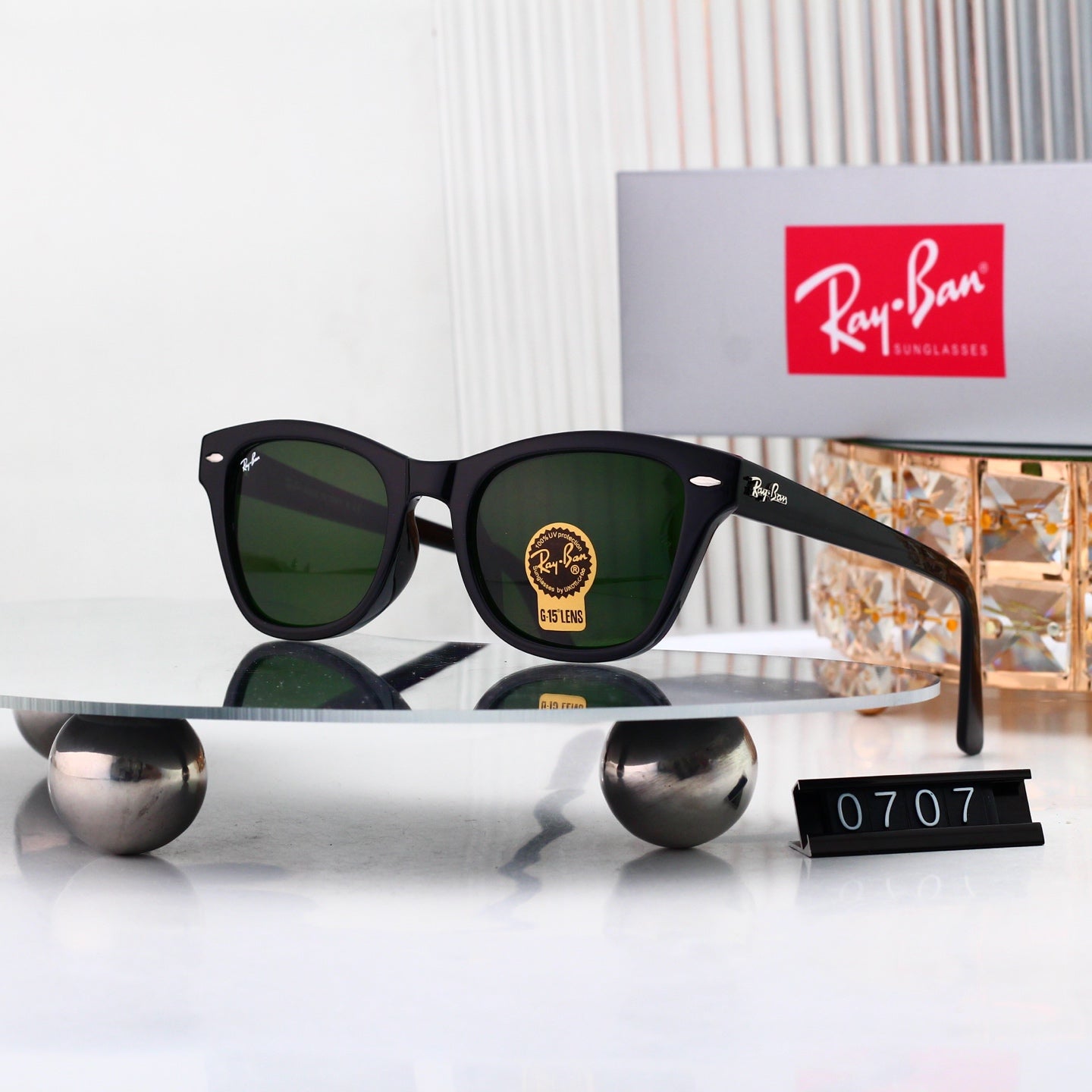 Fashion hot 8 color sunglasses 0707