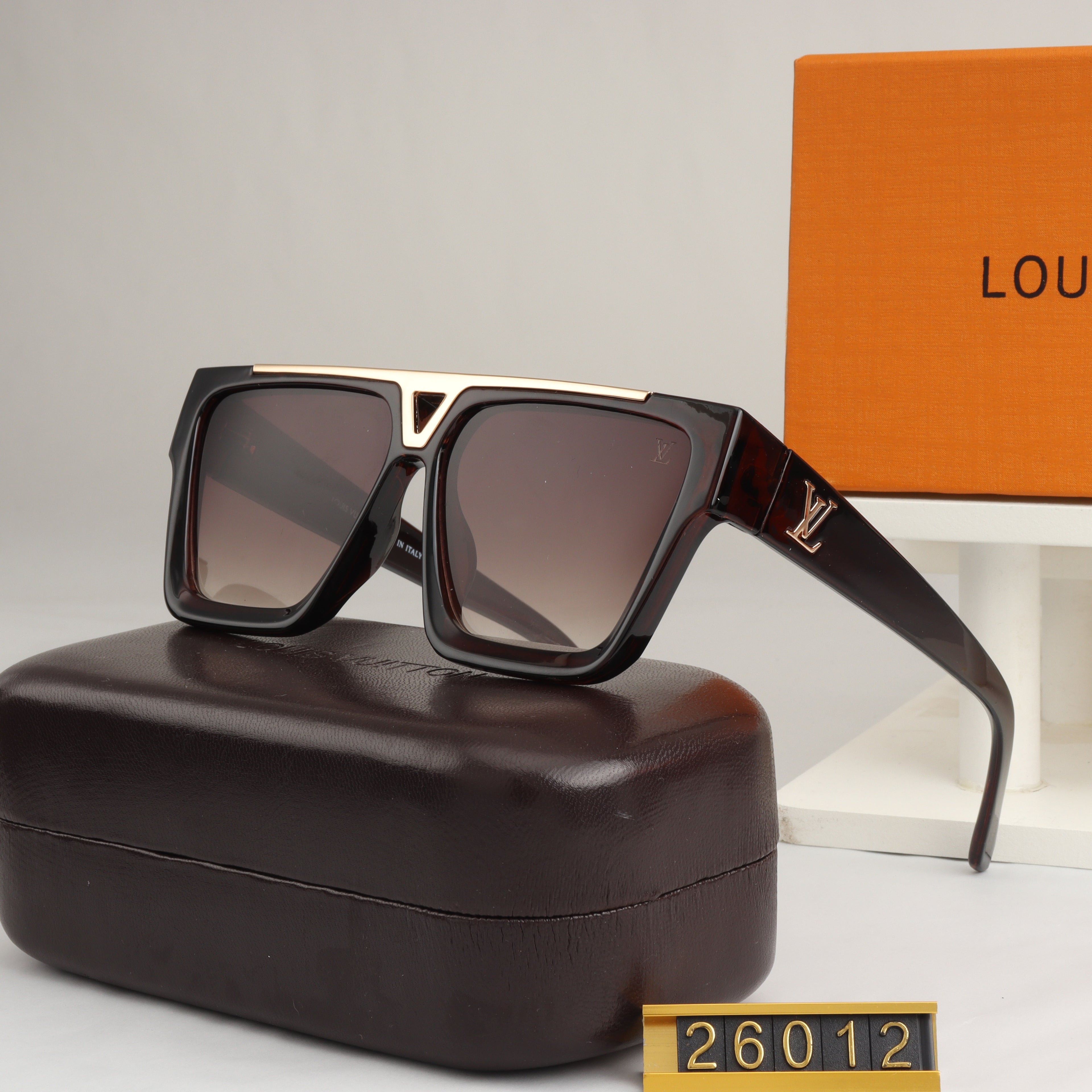 Fashion hot 2 color sunglasses 26012