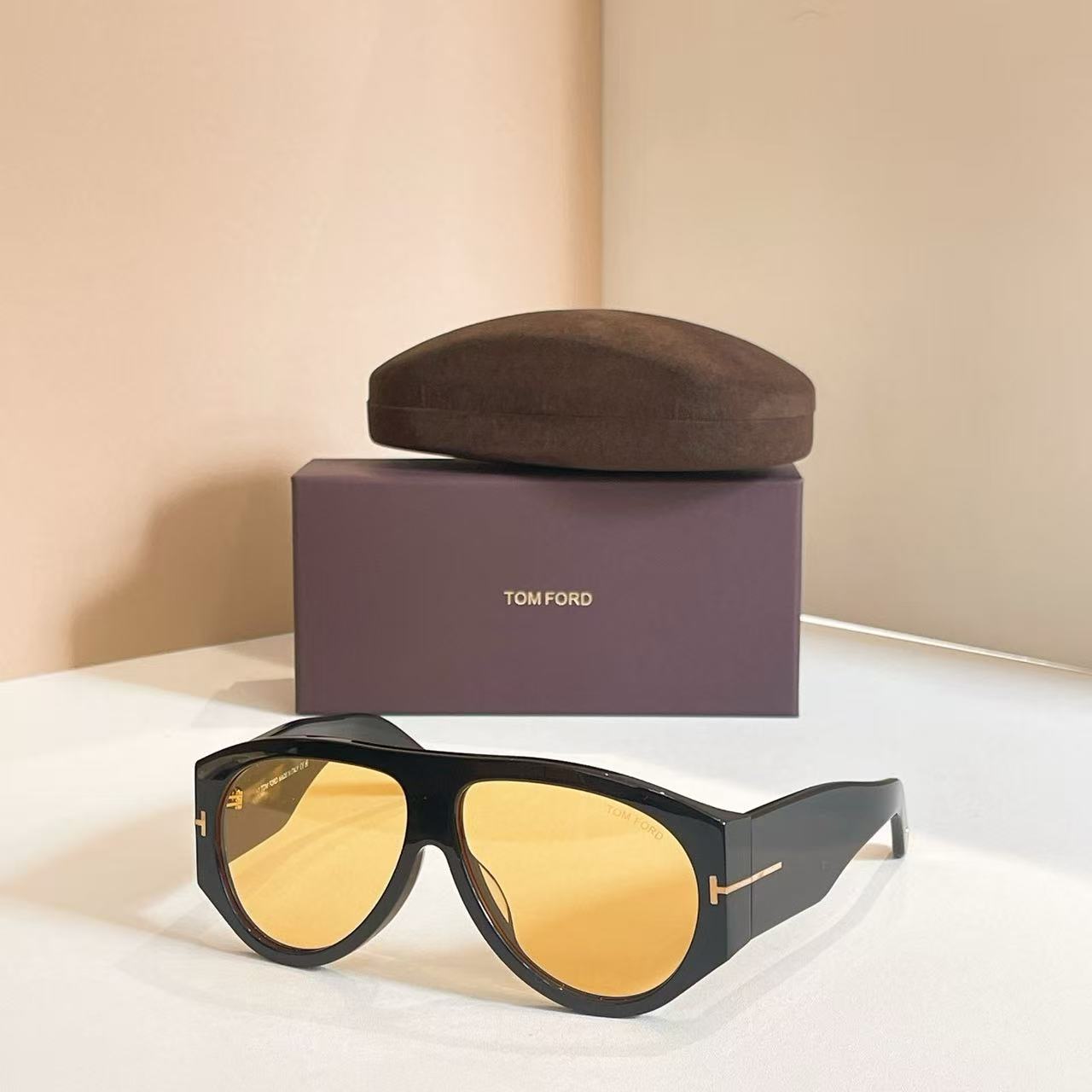 Fashion hot 12 color sunglasses 1044