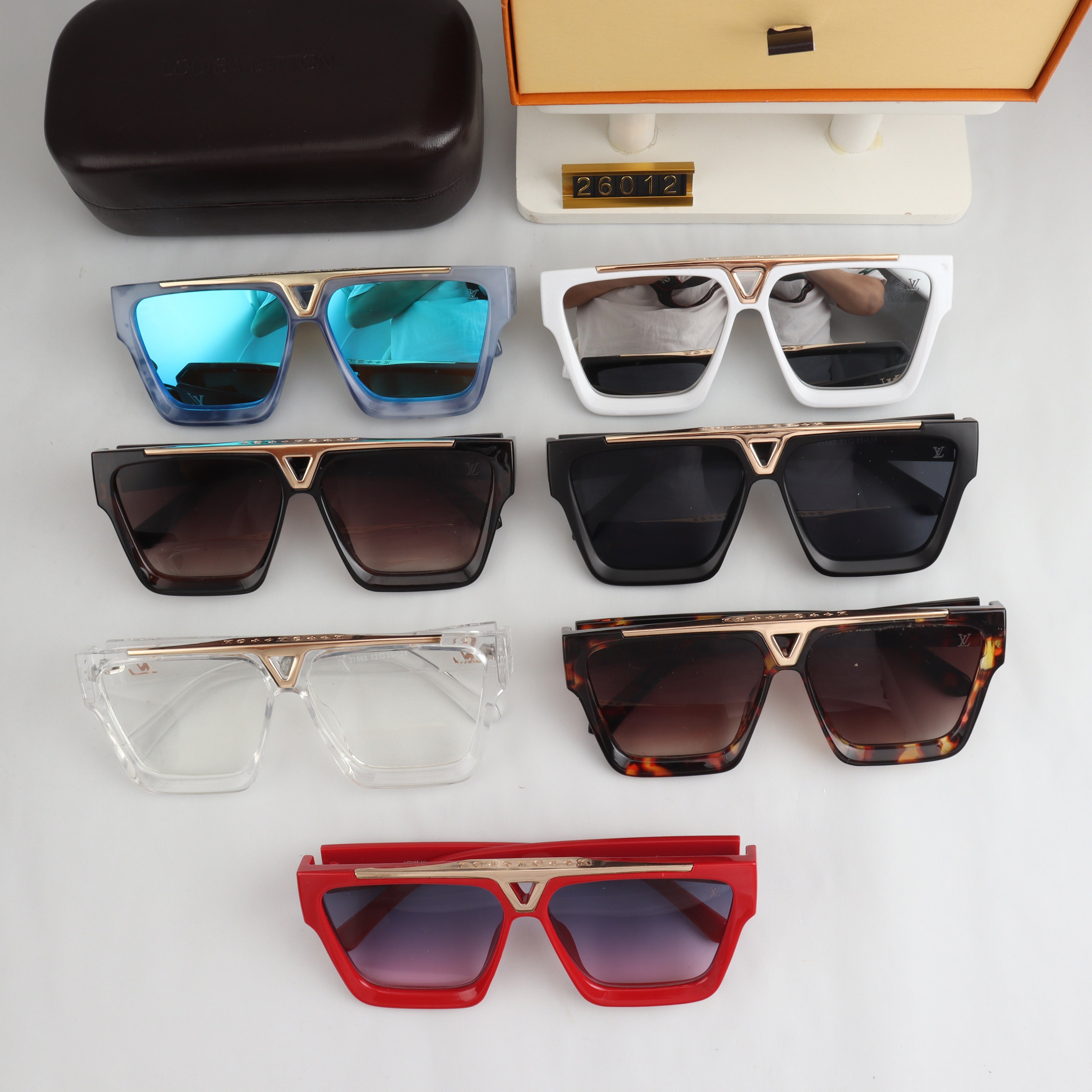 Fashion hot 2 color sunglasses 26012