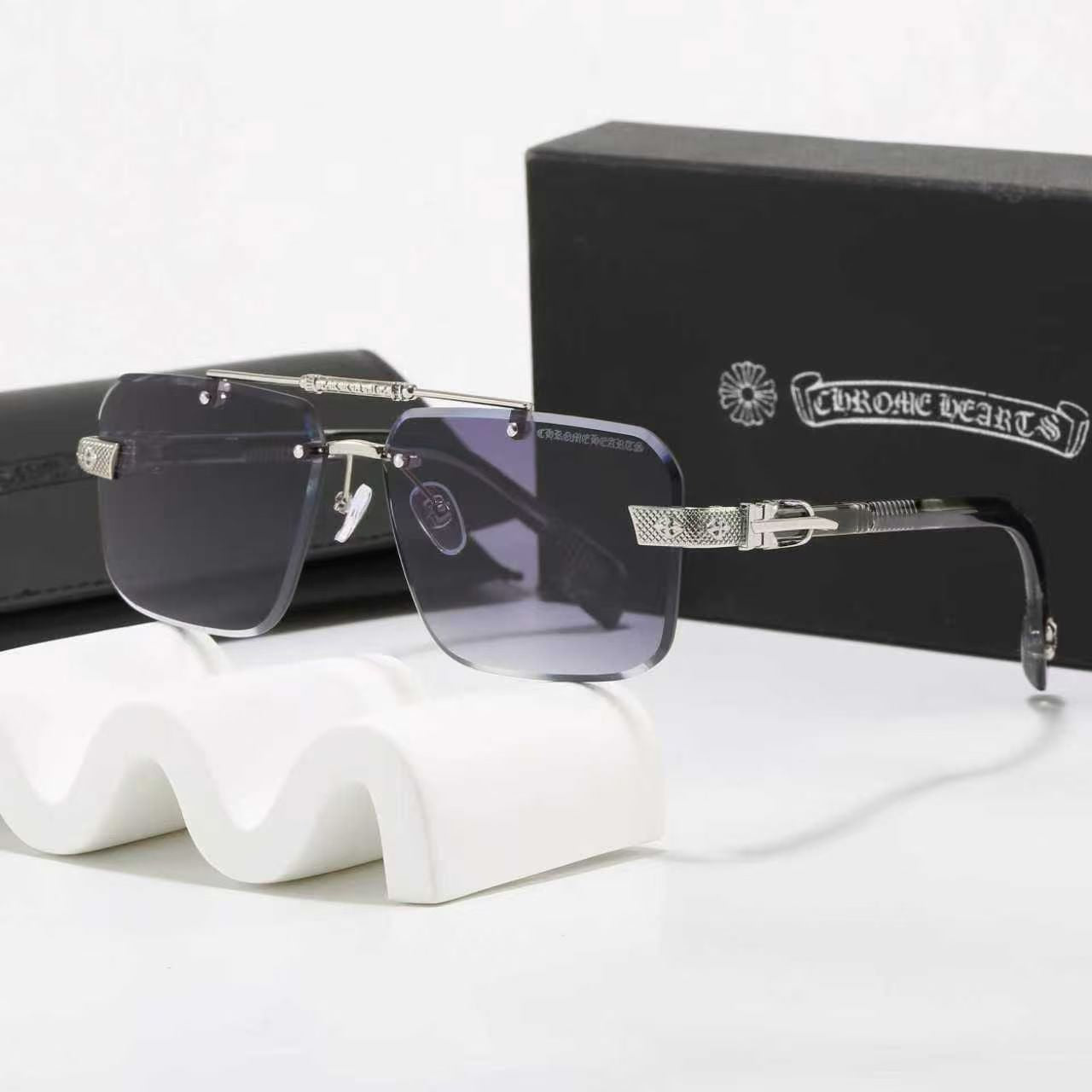 Fashion 6 Color Sunglasses 88930