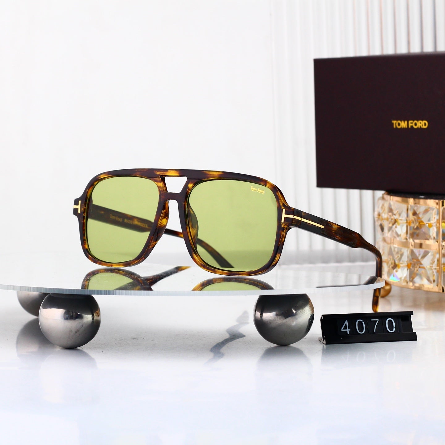 Fashion hot 19 color sunglasses 4070