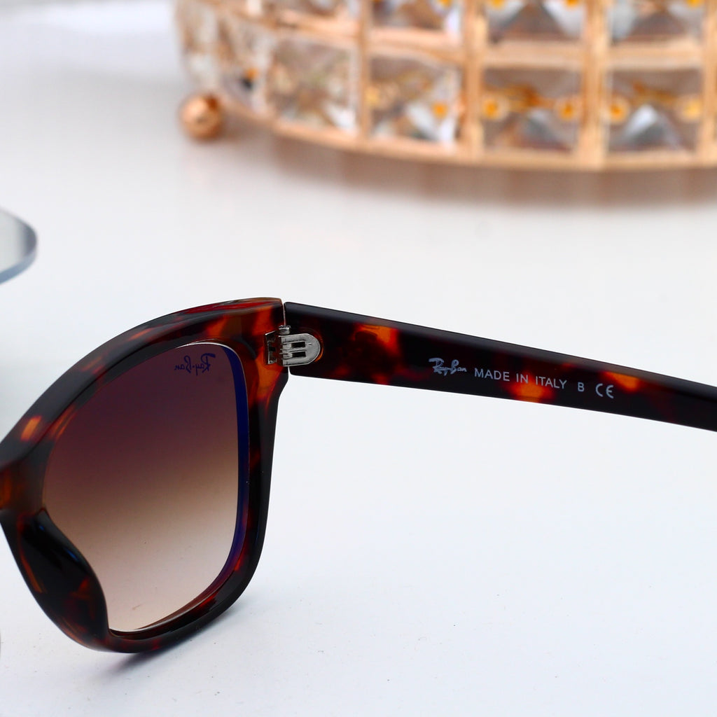 Fashion hot 8 color sunglasses 0707