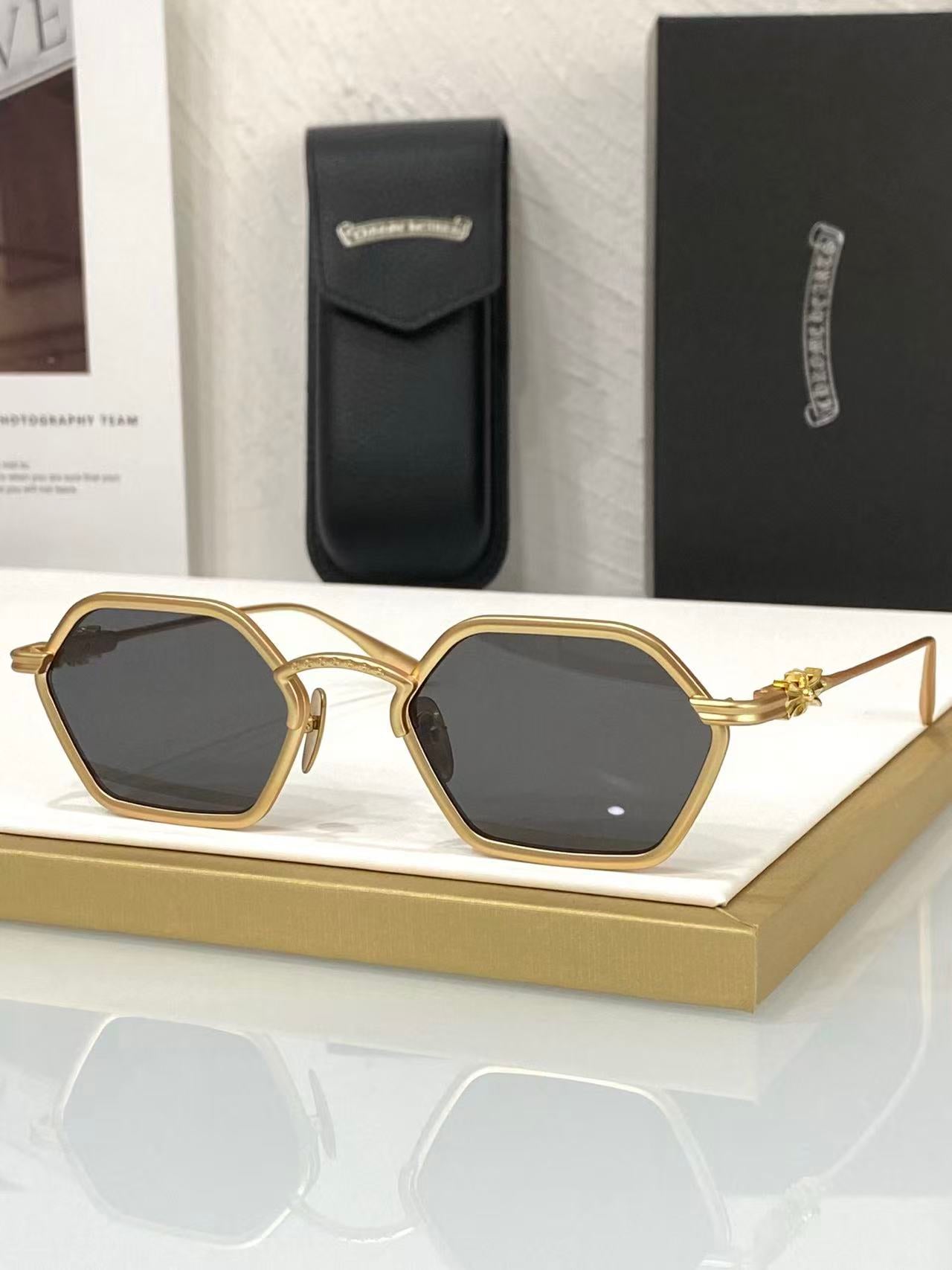 Fashion Hot 14 Style Sunglasses DATASS
