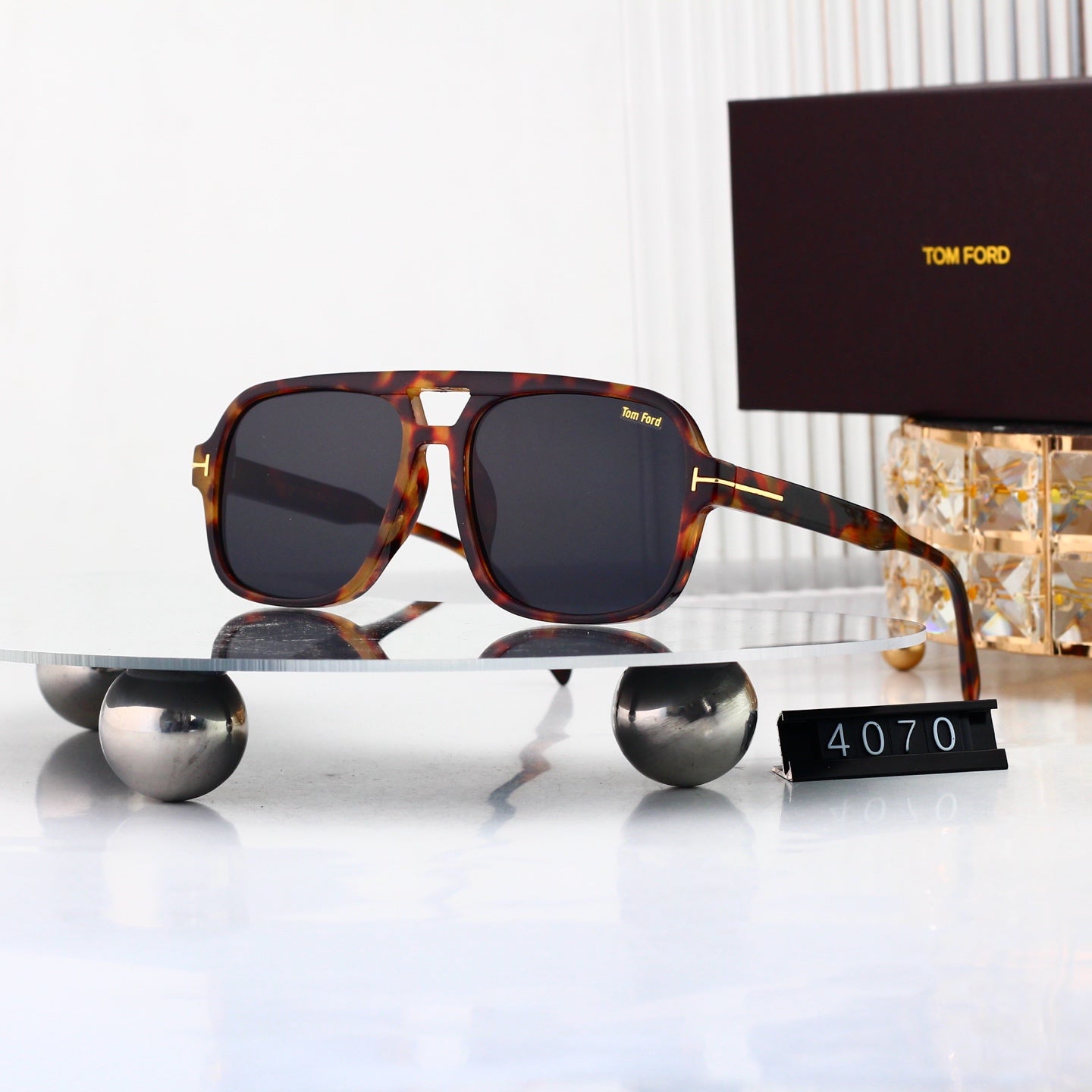 Fashion hot 19 color sunglasses 4070