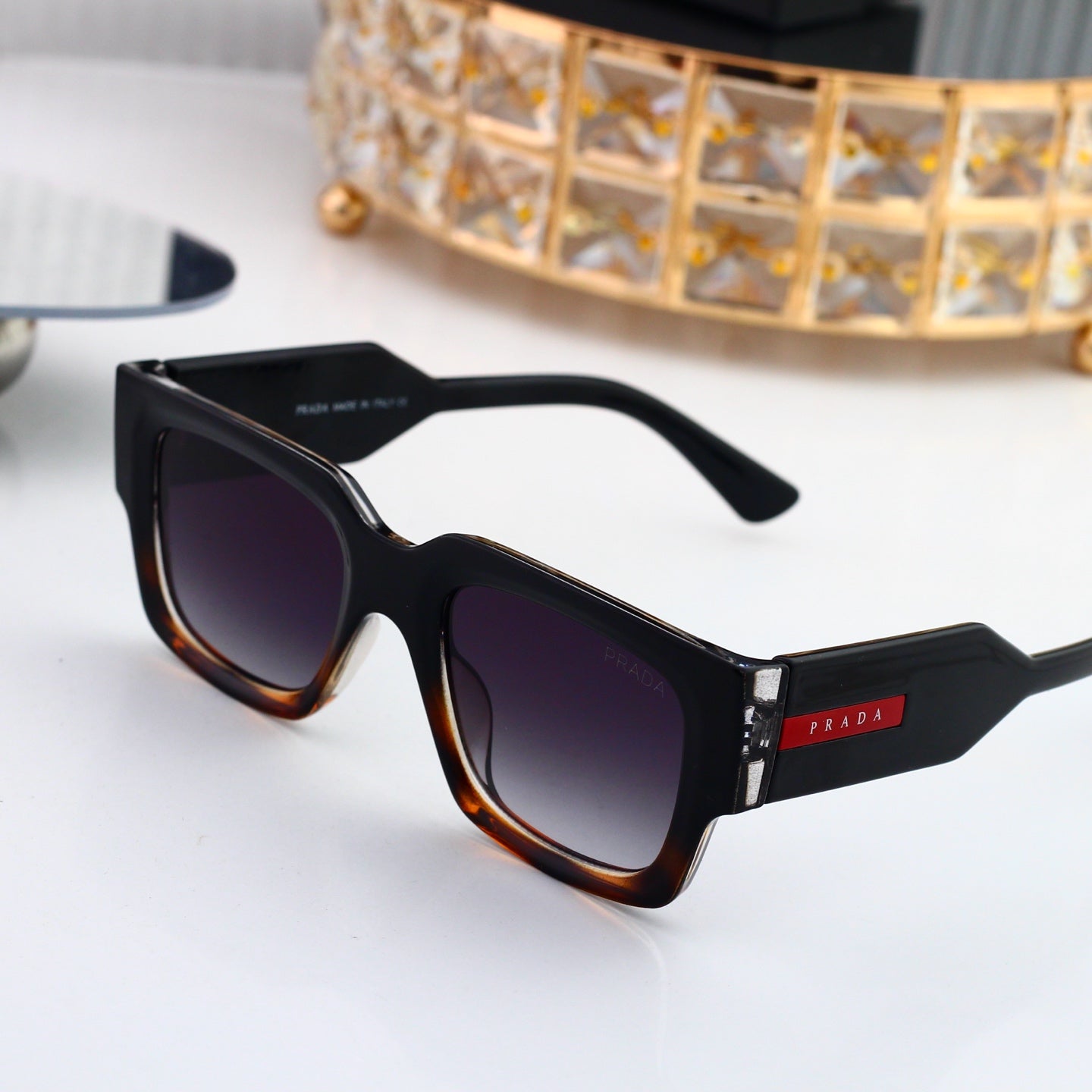 5 colors of fashionable and popular sunglasses 3334