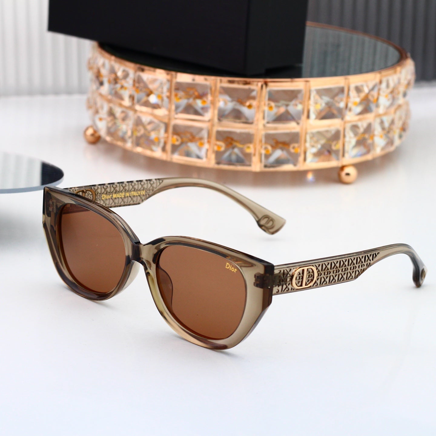 5 colors New hot HD lenses Full frame design sunglasses 6110