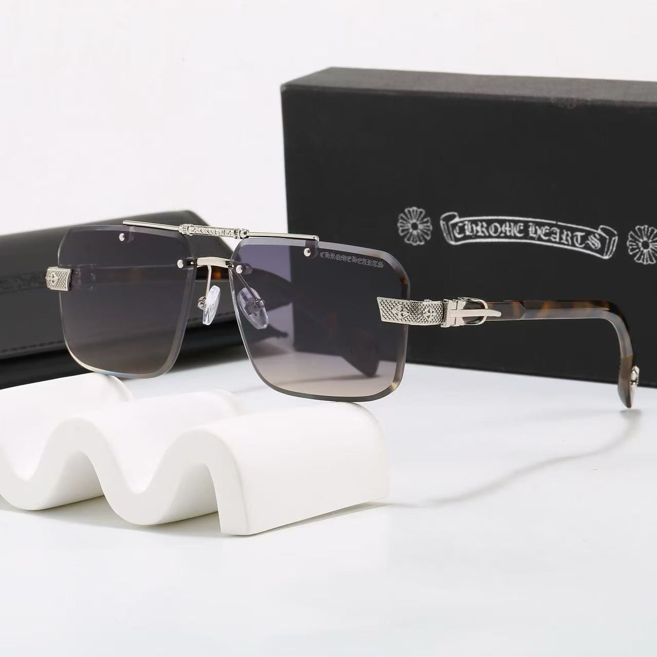 Fashion 6 Color Sunglasses 88930
