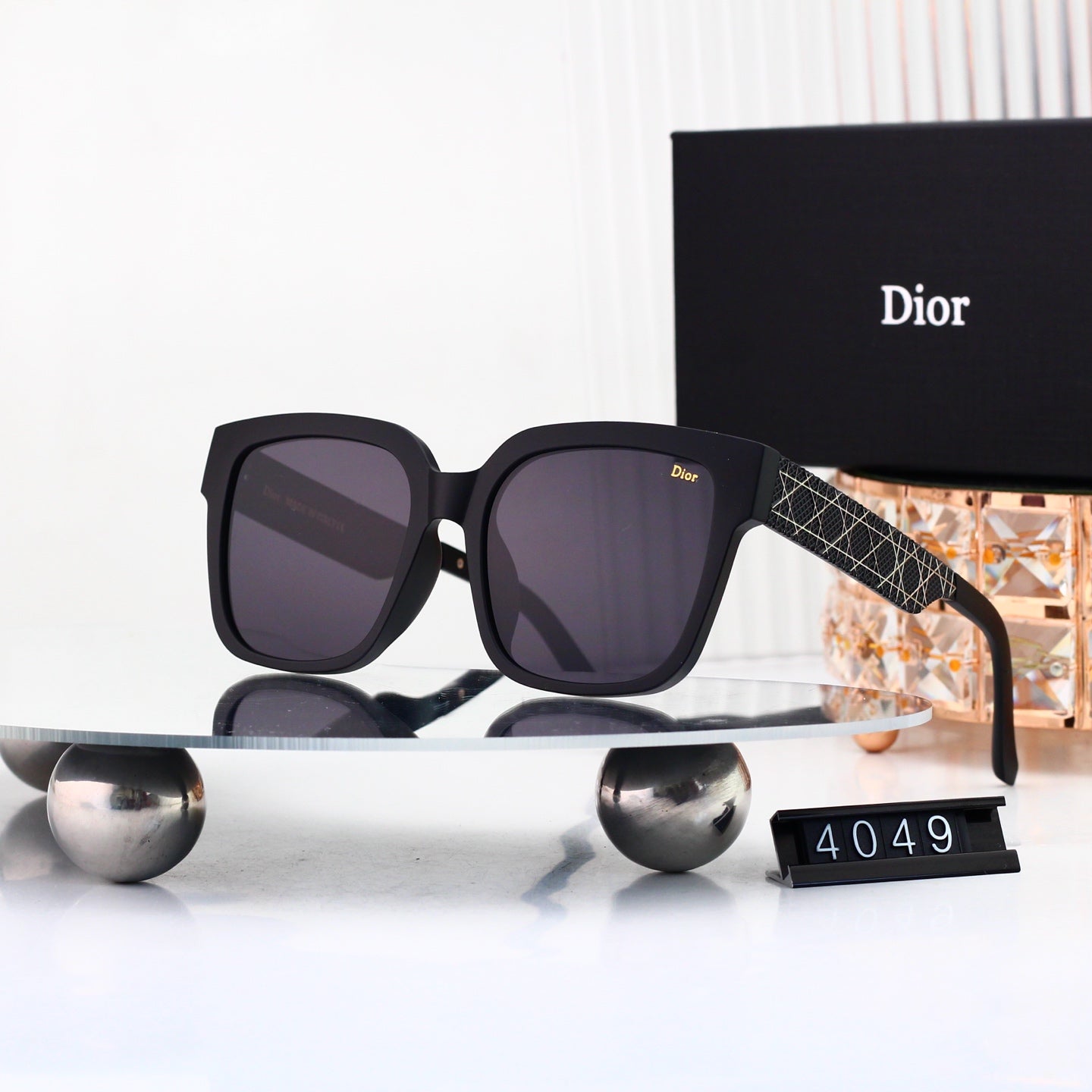 4 colors New hot HD lenses Full frame design sunglasses 4049