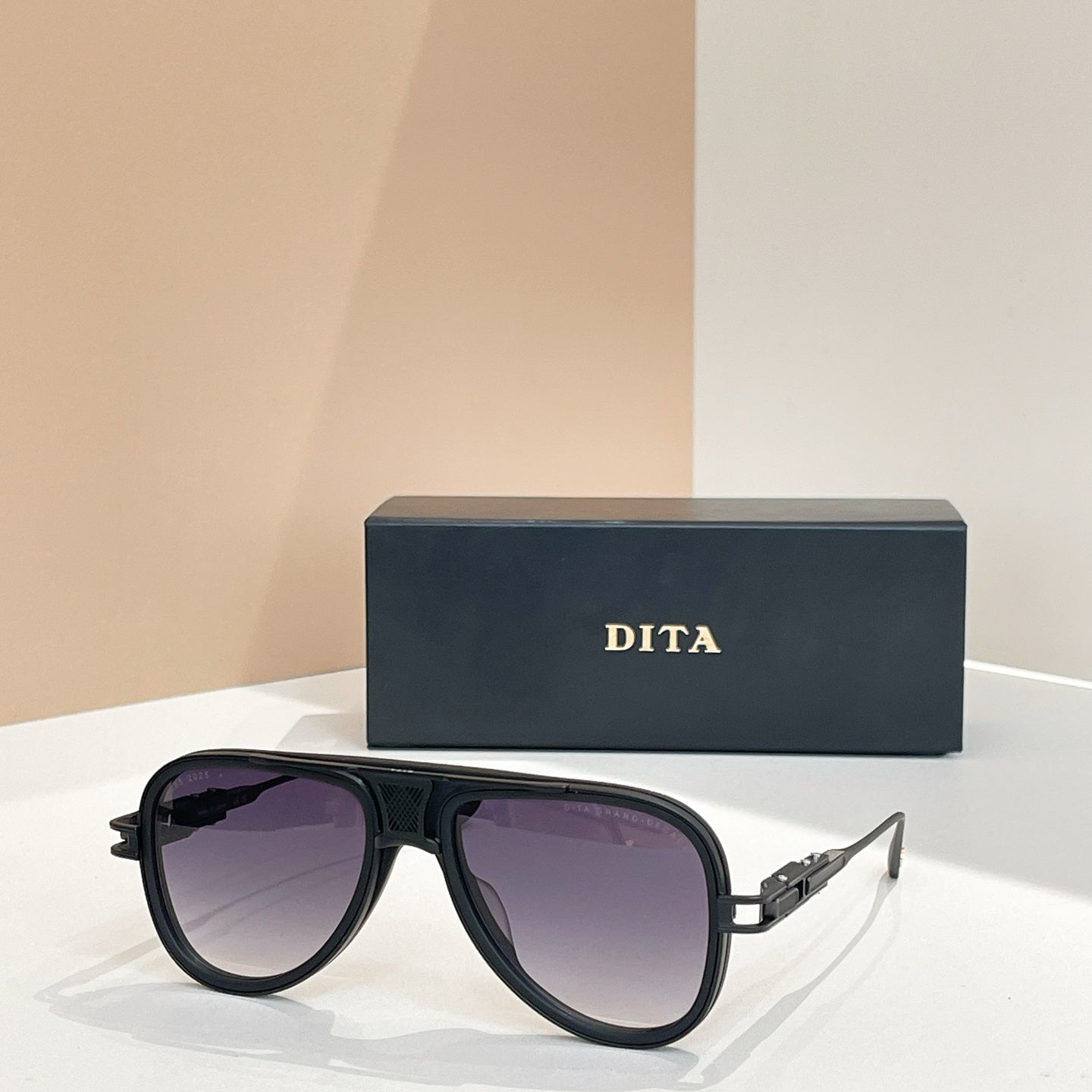 15 colors New hot HD lenses full frame Sunglasses DTS460