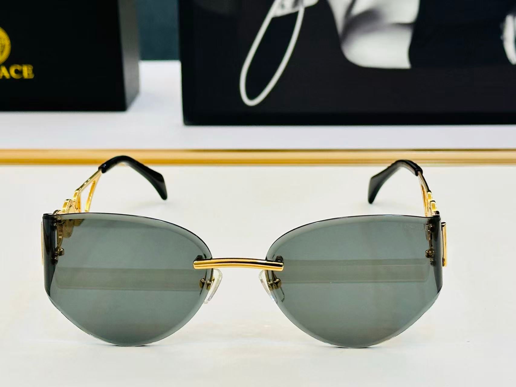 6 Colors High Quality Frameless Sunglasses 6829