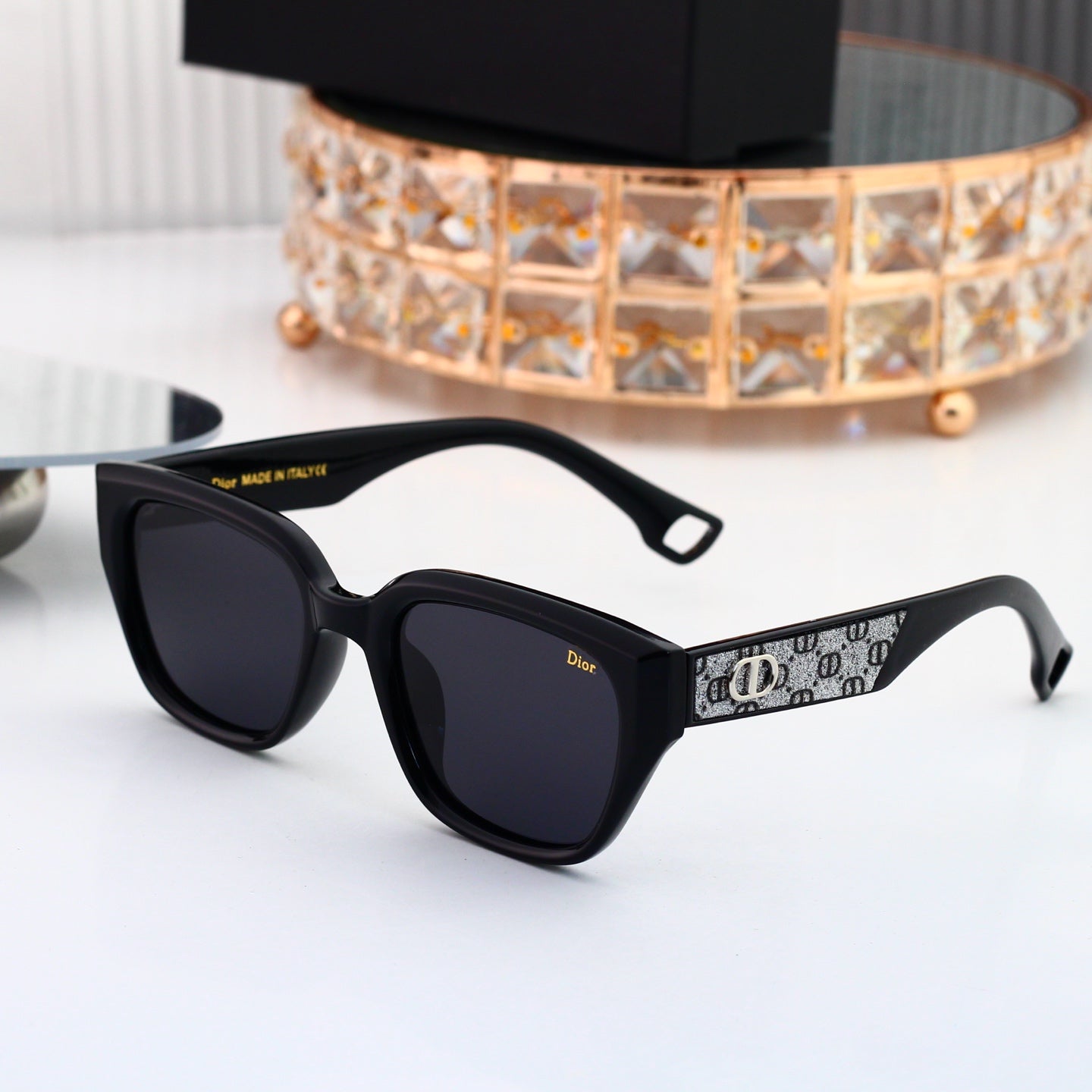 5 colors New hot HD lenses Full frame design sunglasses 6122
